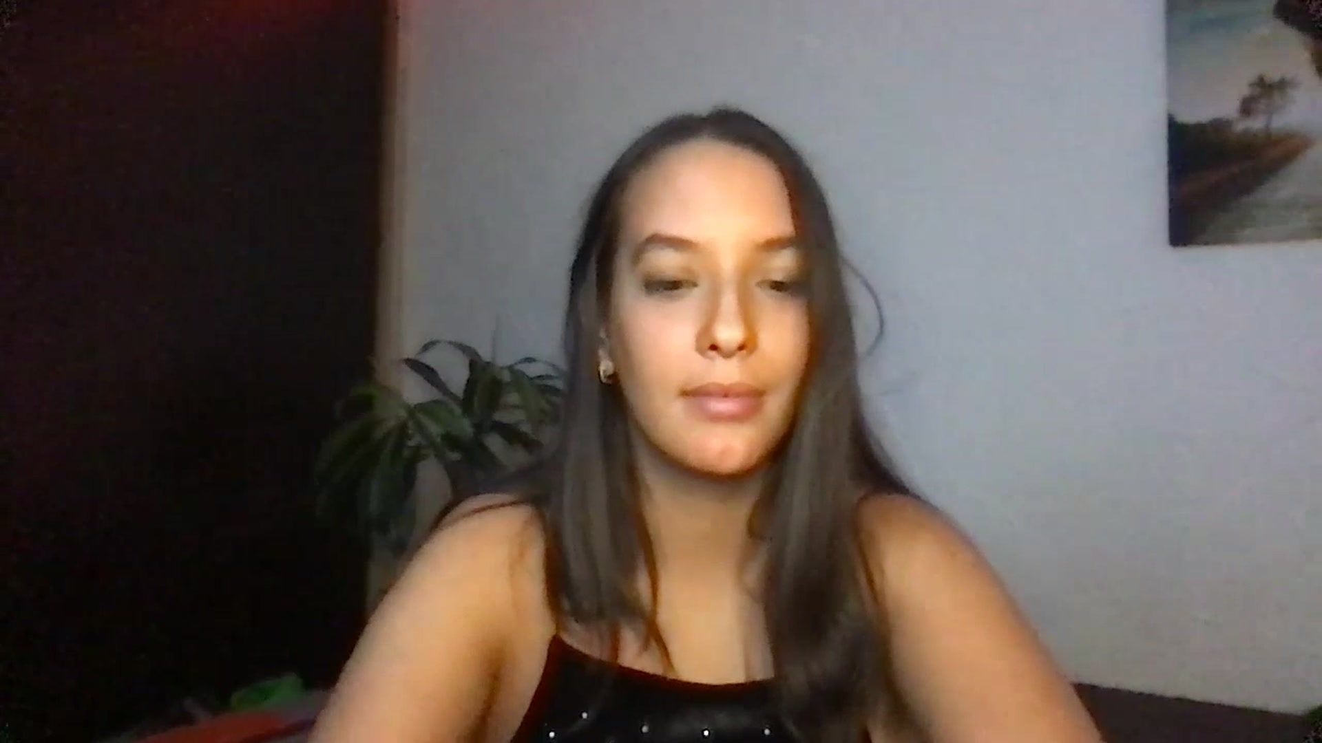 Gallery image thumbnail from AnnisRoom's myfreecams stream on, 07/19/2023, 09:34 image 19 of 20
