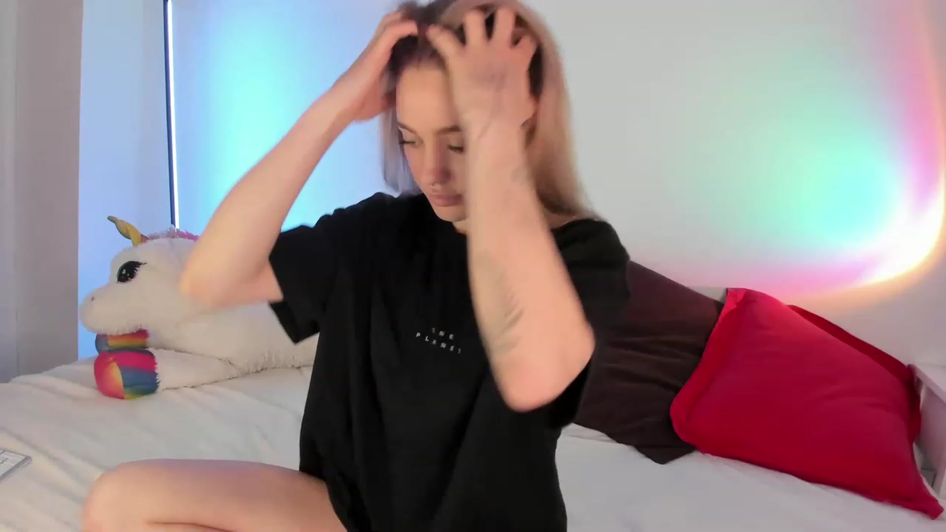 Gallery image thumbnail from Annjoy's myfreecams stream on, 03/25/2023, 10:24 image 12 of 20