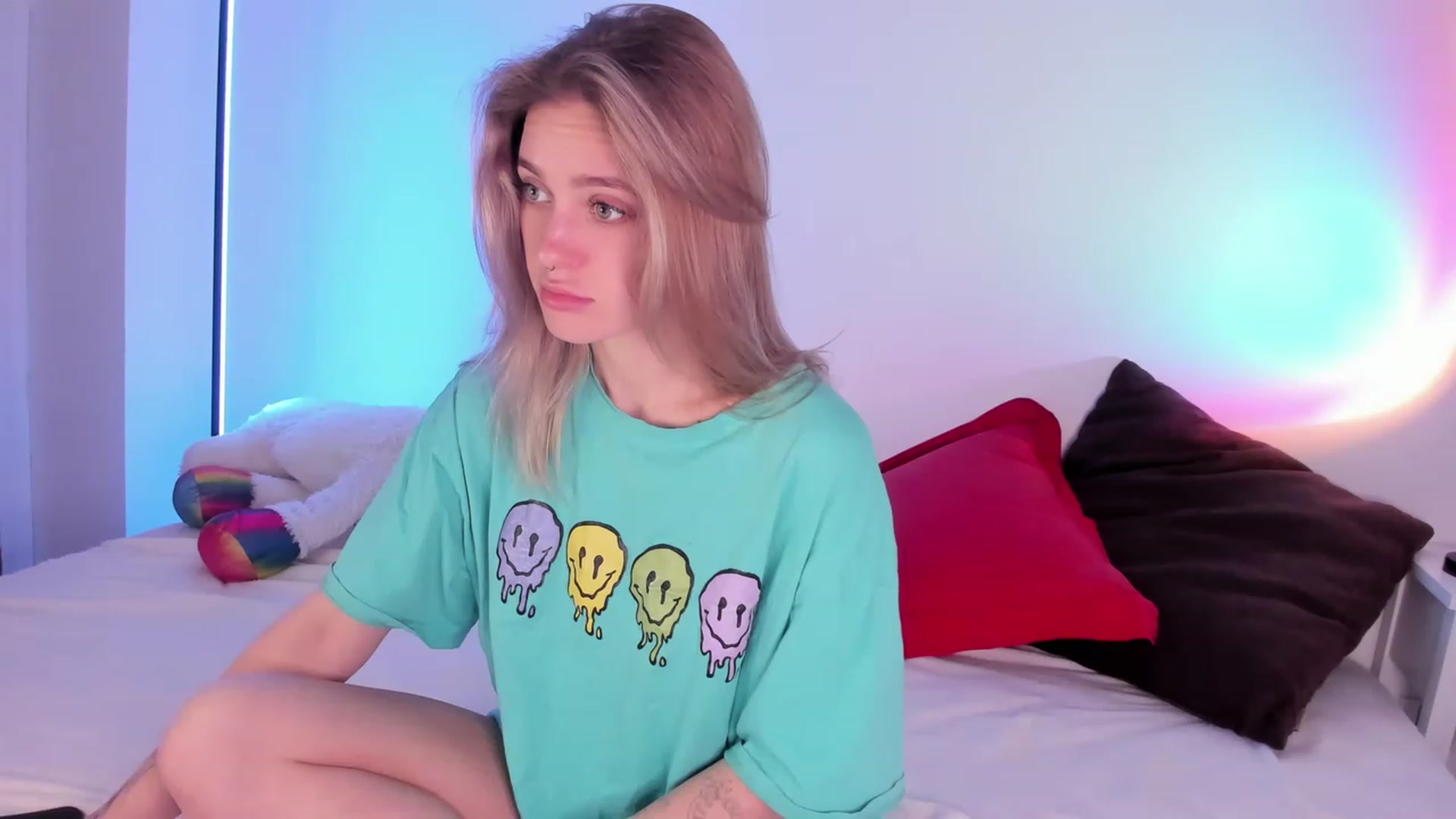 Gallery image thumbnail from Annjoy's myfreecams stream on, 03/27/2023, 08:22 image 10 of 20