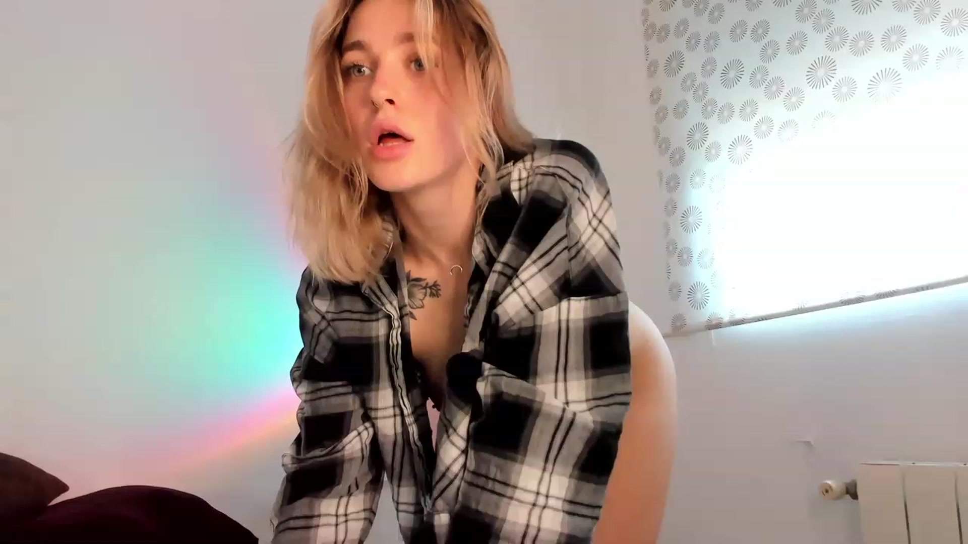 Gallery image thumbnail from Annjoy's myfreecams stream on, 06/02/2023, 09:31 image 9 of 20