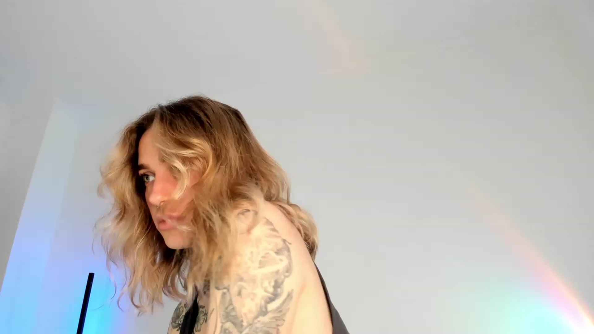 Gallery image thumbnail from Annjoy's myfreecams stream on, 06/04/2023, 09:44 image 1 of 20