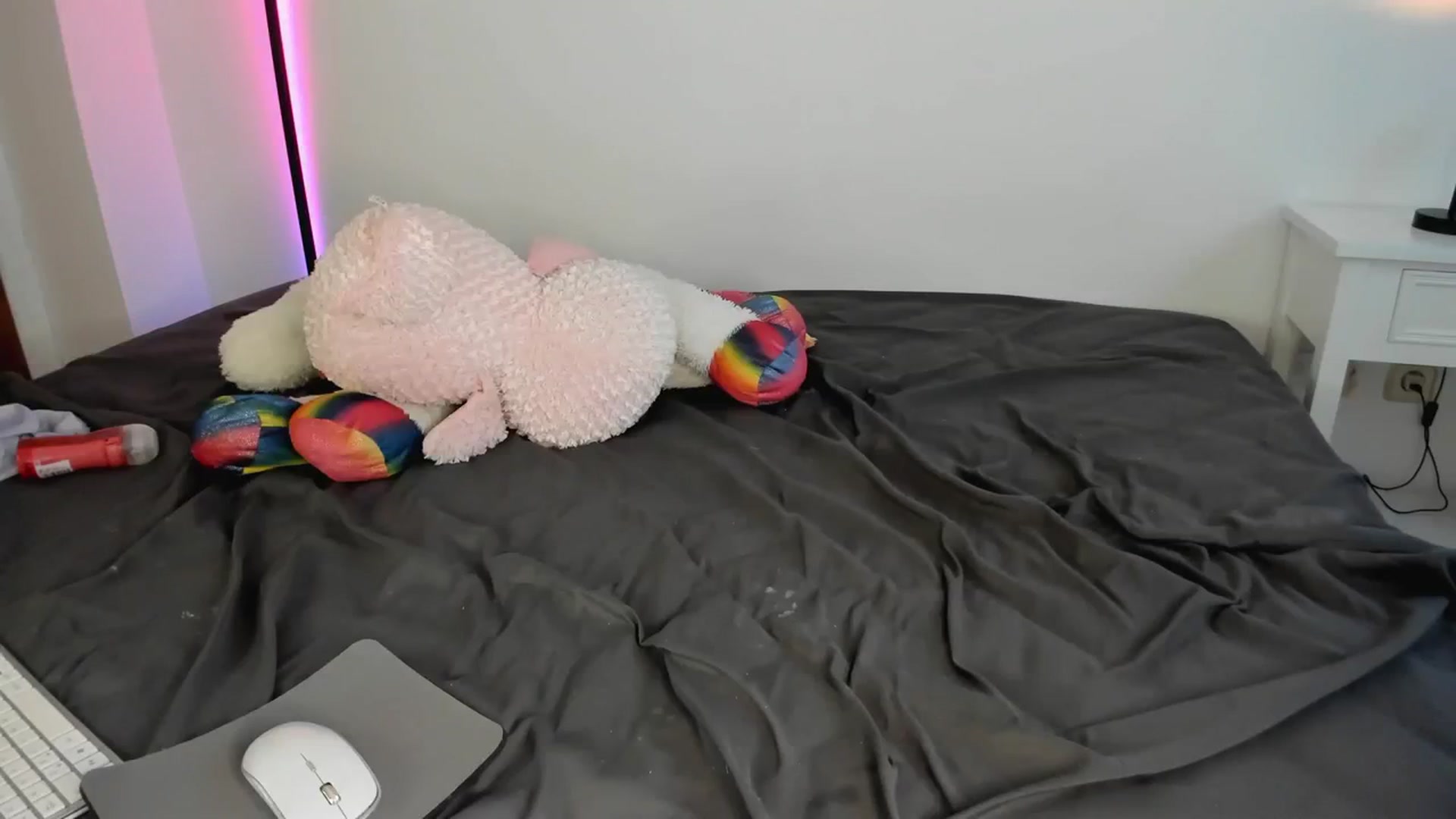Gallery image thumbnail from Annjoy's myfreecams stream on, 07/31/2023, 09:45 image 9 of 20
