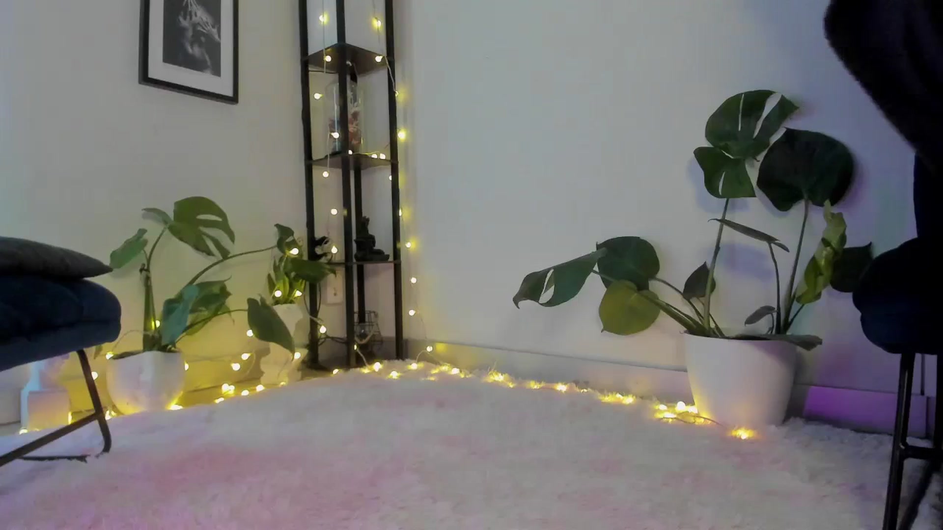 Gallery image thumbnail from Annjoy's myfreecams stream on, 10/12/2023, 10:37 image 7 of 20