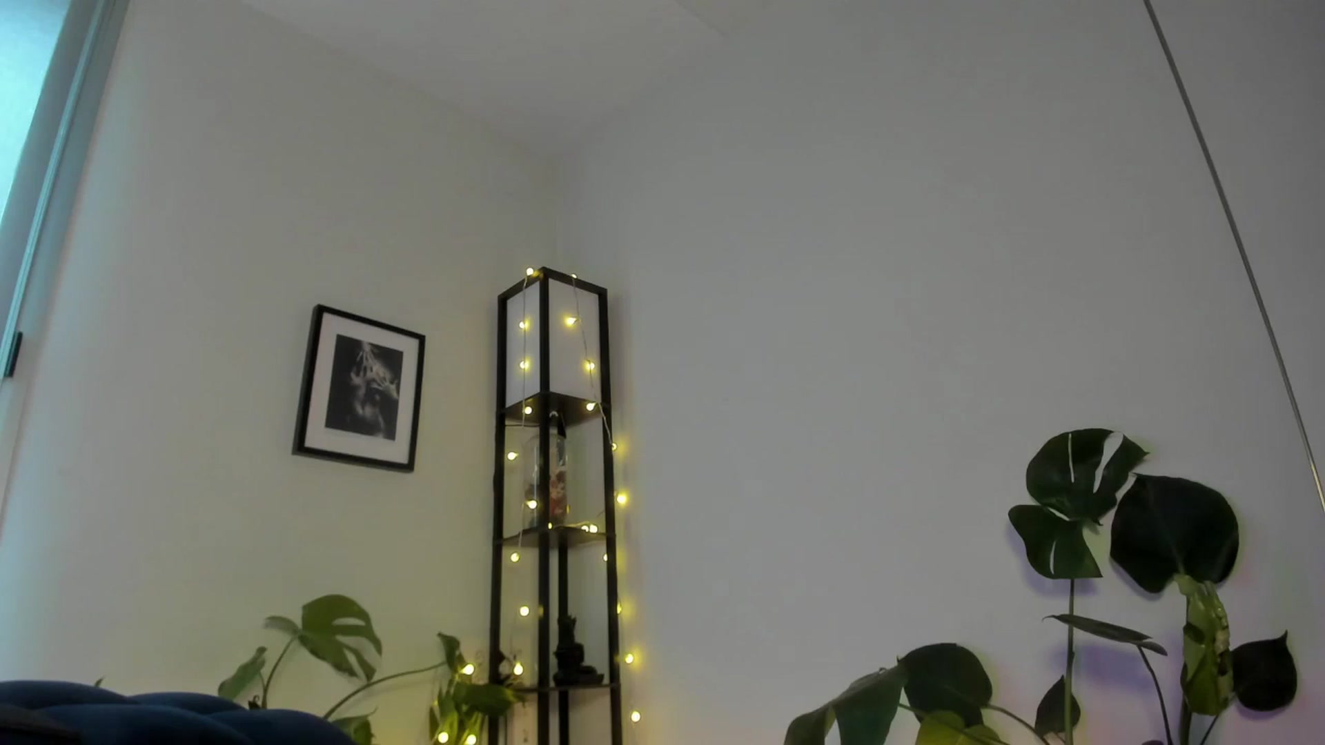 Gallery image thumbnail from Annjoy's myfreecams stream on, 10/16/2023, 09:17 image 6 of 20