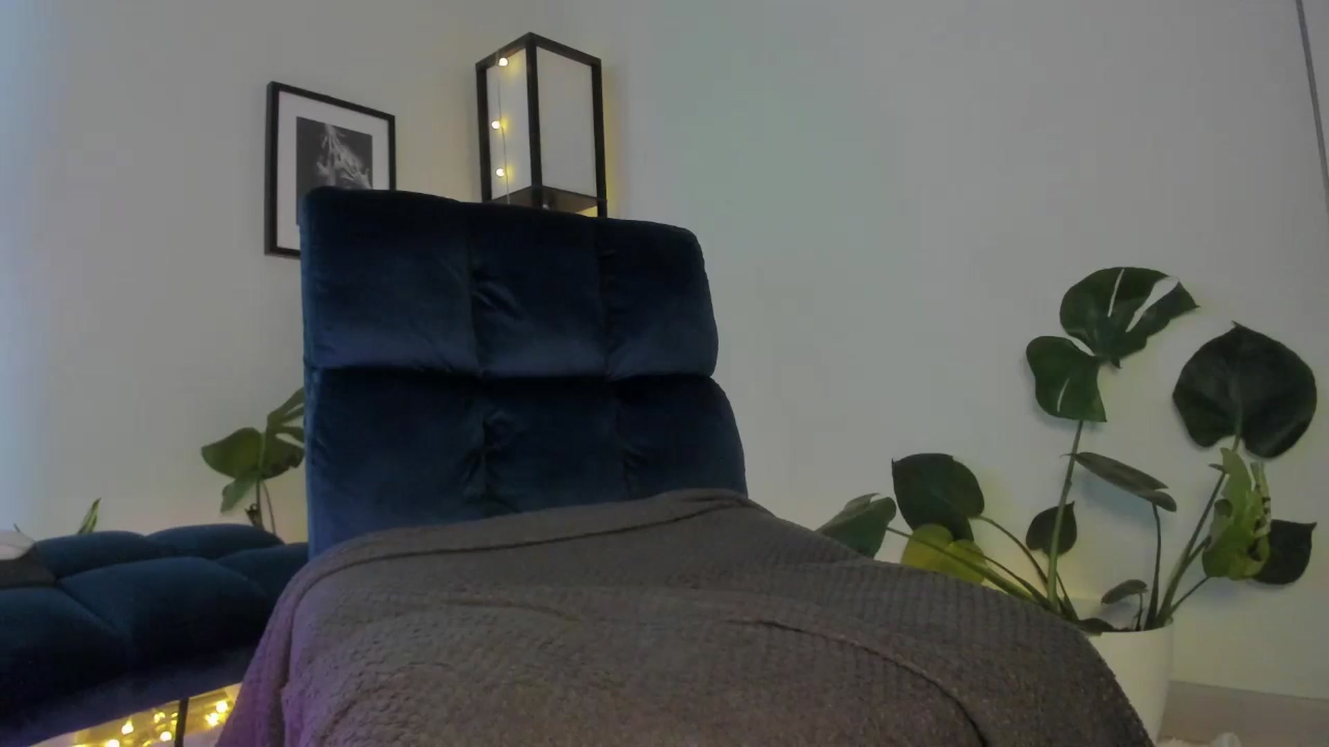 Gallery image thumbnail from Annjoy's myfreecams stream on, 10/20/2023, 08:53 image 20 of 20