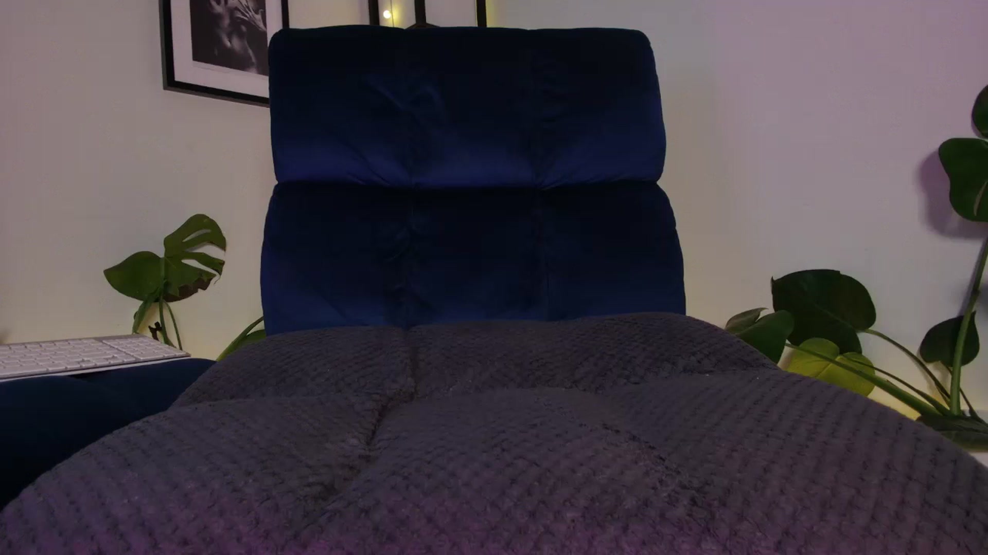 Gallery image thumbnail from Annjoy's myfreecams stream on, 10/23/2023, 06:52 image 1 of 20