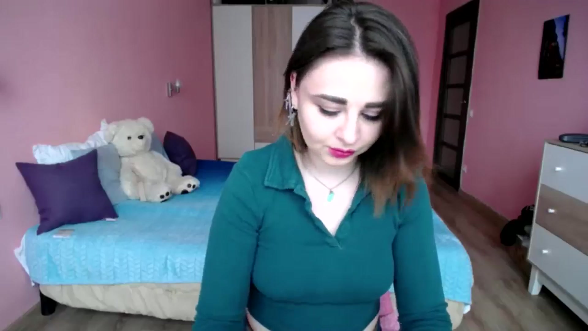 Gallery image thumbnail from AnnsLove_is's myfreecams stream on, 04/10/2025, 11:10 image 8 of 20