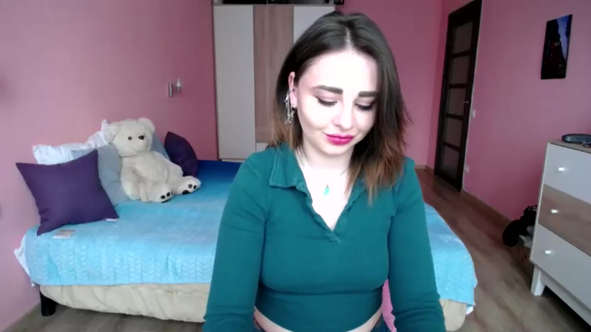 Gallery image thumbnail from AnnsLove_is's myfreecams stream on, 04/10/2025, 11:10 image 4 of 20
