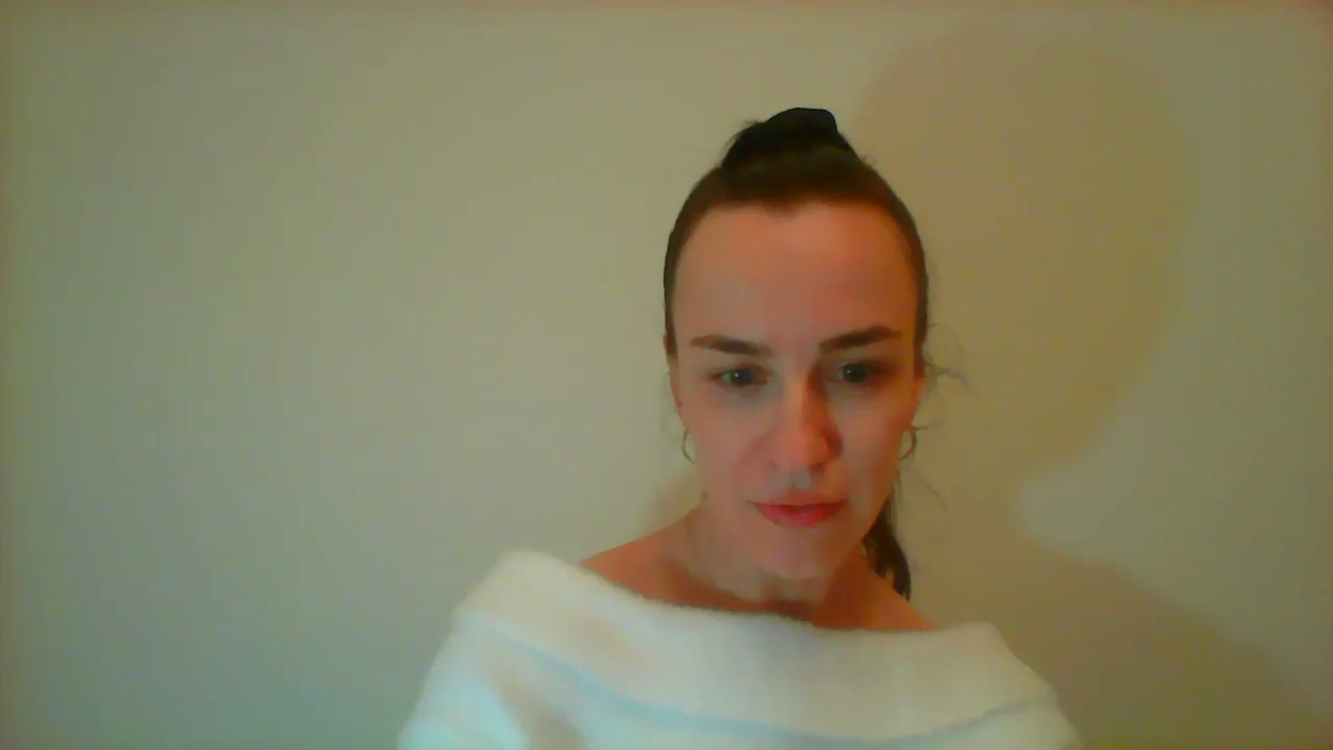 Gallery image thumbnail from AnnyBoyd's myfreecams stream on, 04/18/2025, 13:23 image 20 of 20