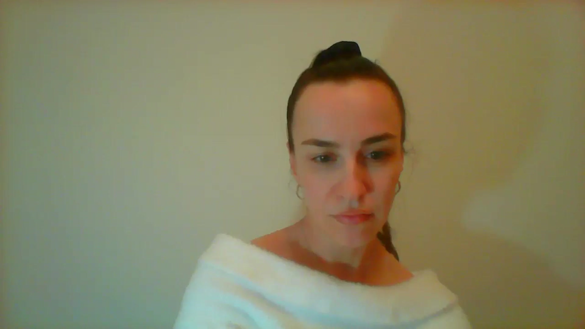 Gallery image thumbnail from AnnyBoyd's myfreecams stream on, 04/18/2025, 13:23 image 12 of 20