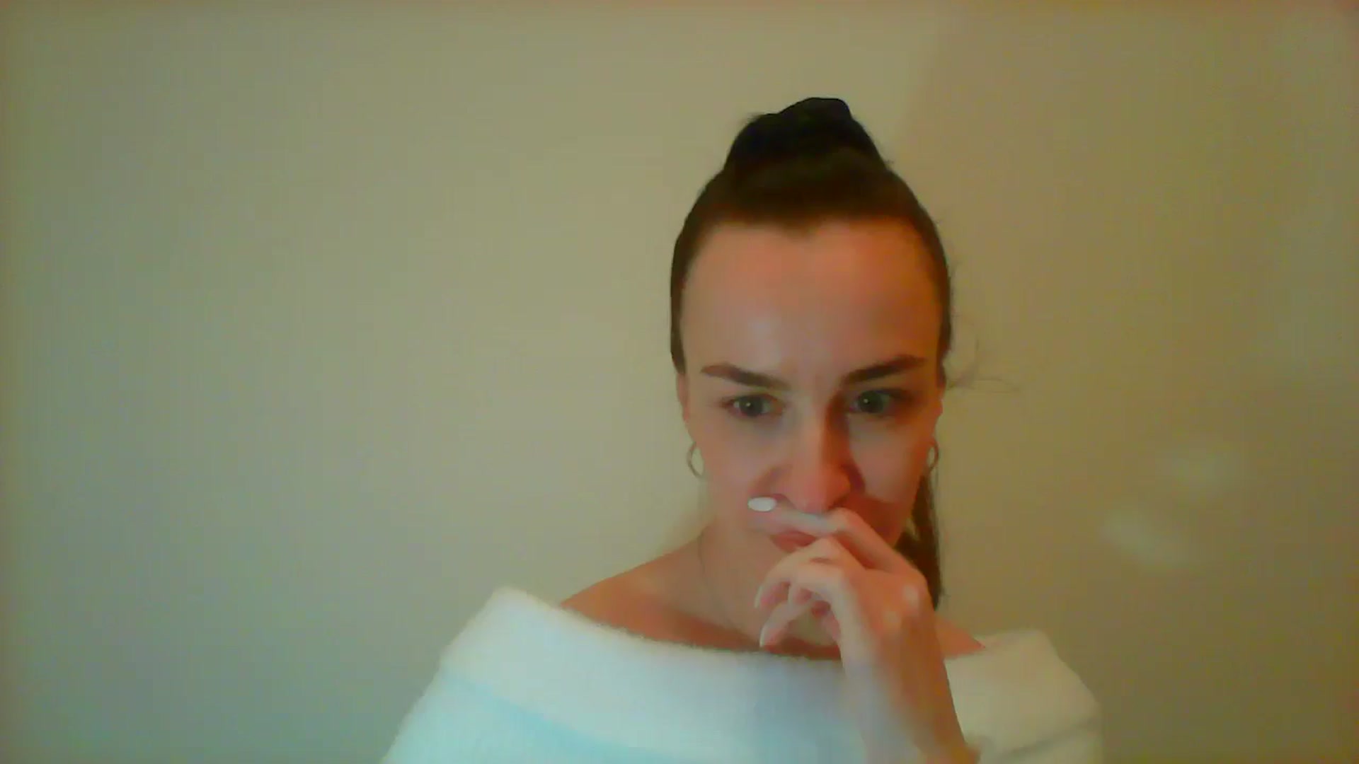 Gallery image thumbnail from AnnyBoyd's myfreecams stream on, 04/18/2025, 13:23 image 2 of 20