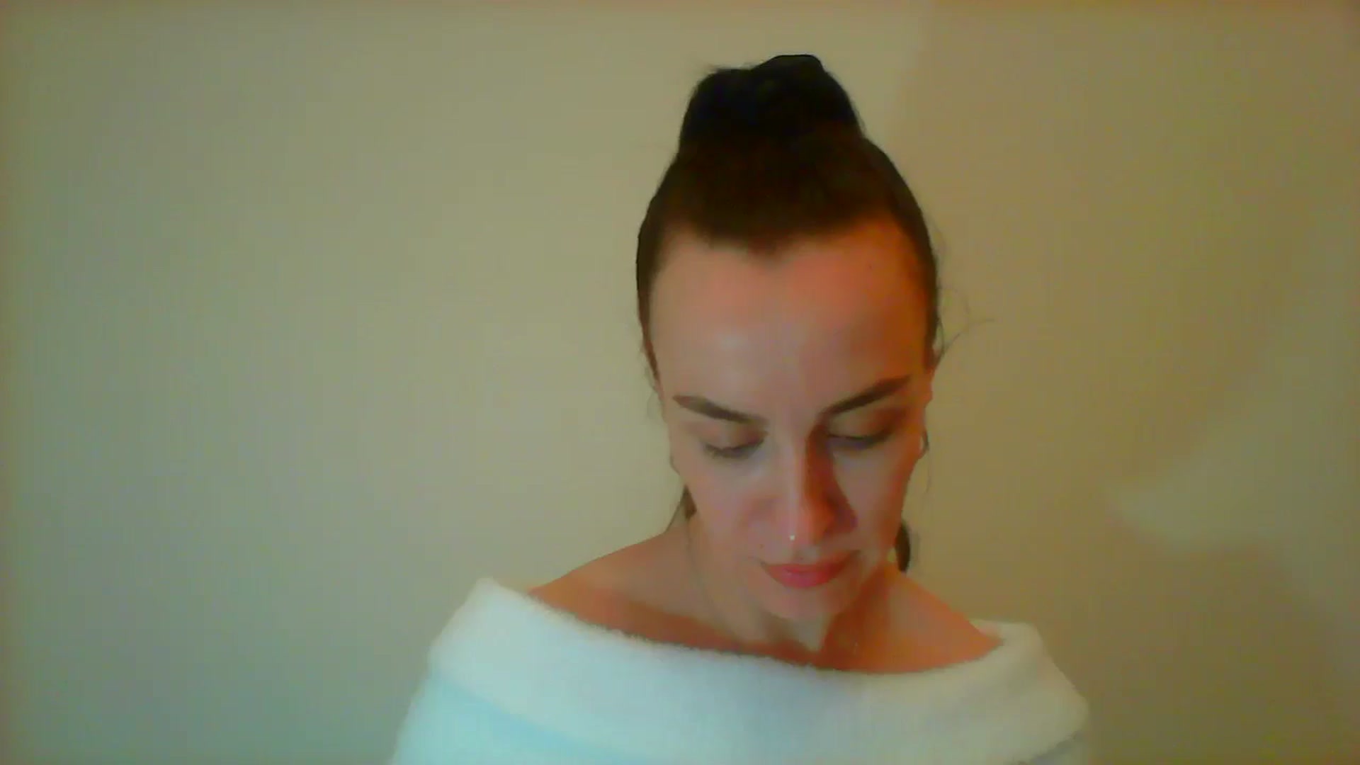 Gallery image thumbnail from AnnyBoyd's myfreecams stream on, 04/18/2025, 13:23 image 7 of 20