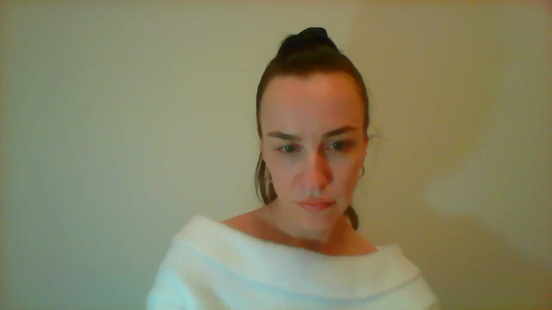 Gallery image thumbnail from AnnyBoyd's myfreecams stream on, 04/18/2025, 13:23 image 11 of 20