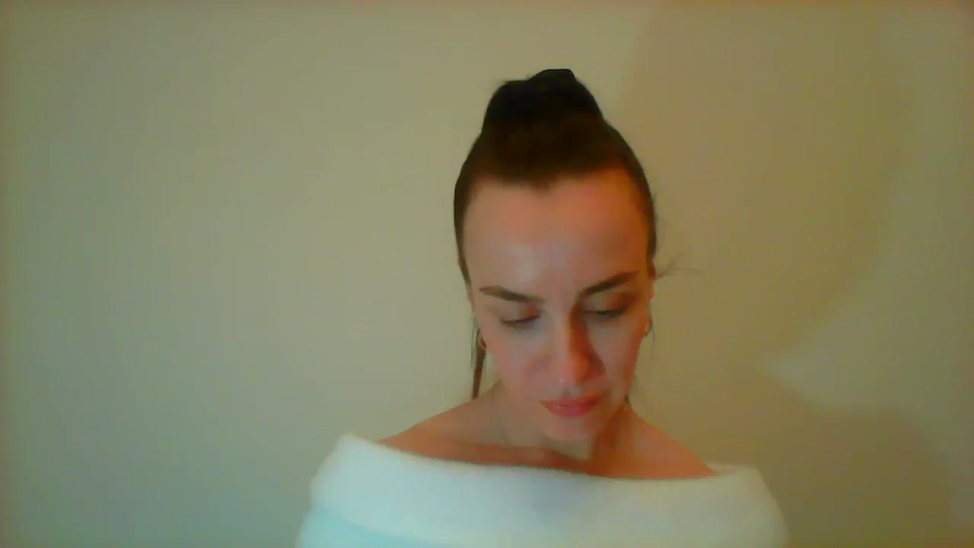 Gallery image thumbnail from AnnyBoyd's myfreecams stream on, 04/18/2025, 13:23 image 3 of 20