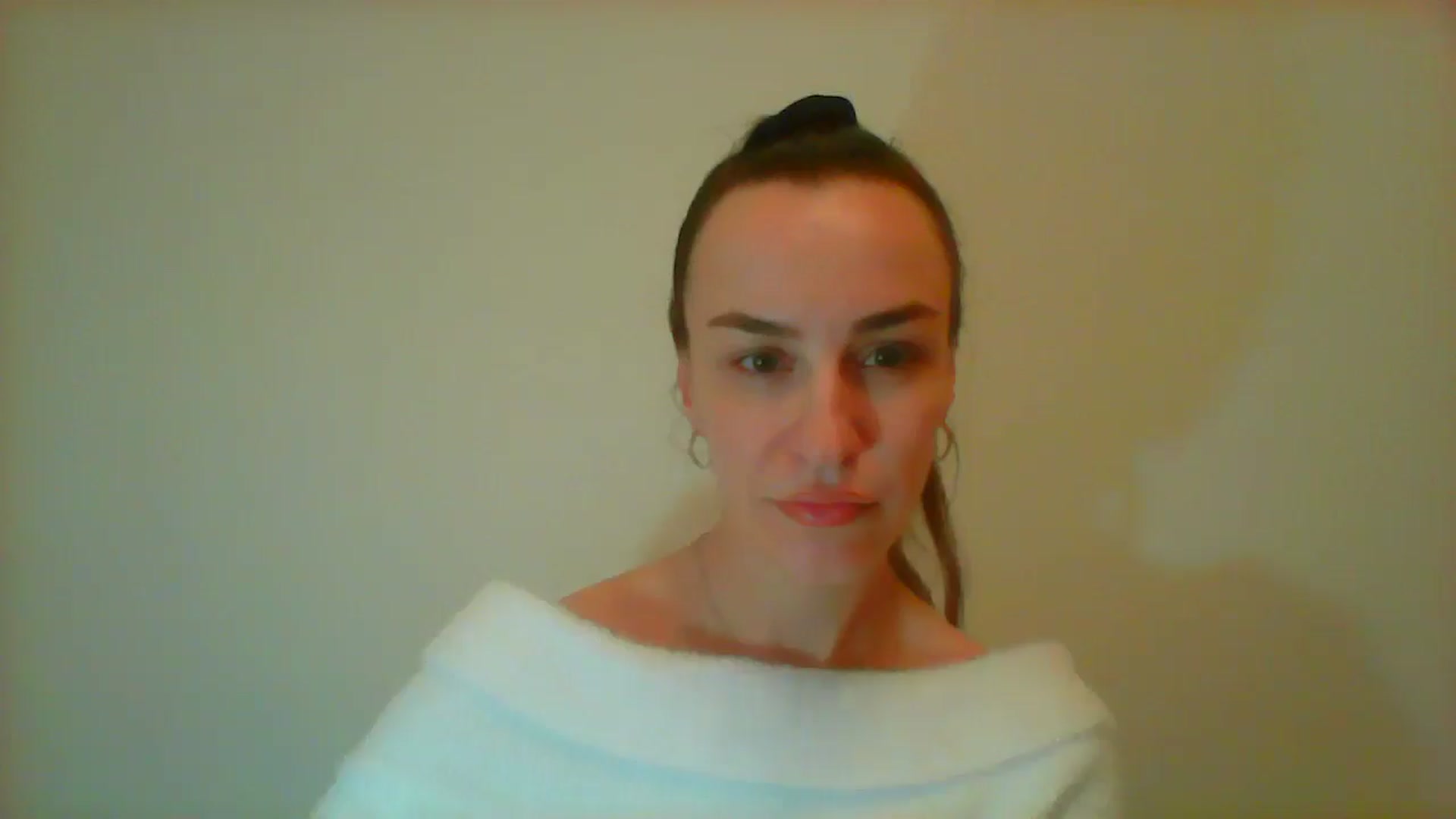 Gallery image thumbnail from AnnyBoyd's myfreecams stream on, 04/18/2025, 13:23 image 6 of 20