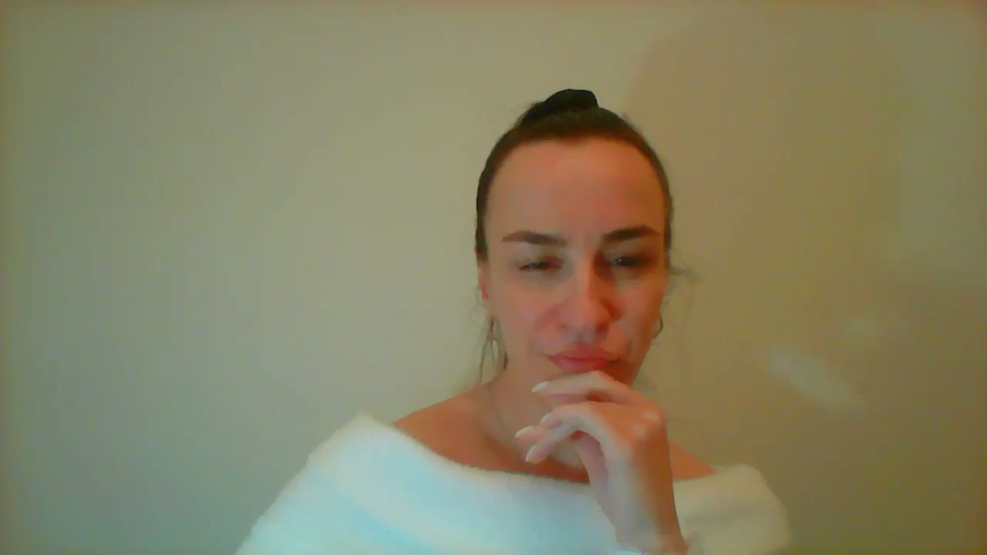 Gallery image thumbnail from AnnyBoyd's myfreecams stream on, 04/18/2025, 13:23 image 15 of 20
