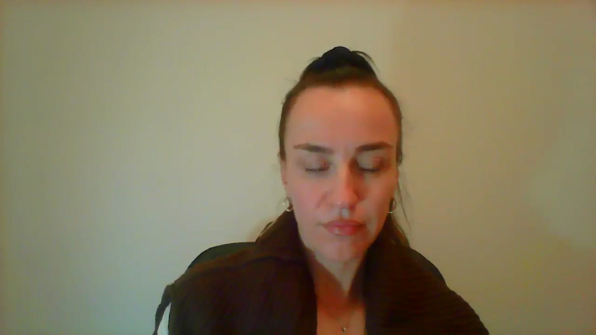 Gallery image thumbnail from AnnyBoyd's myfreecams stream on, 04/19/2025, 13:42 image 9 of 20