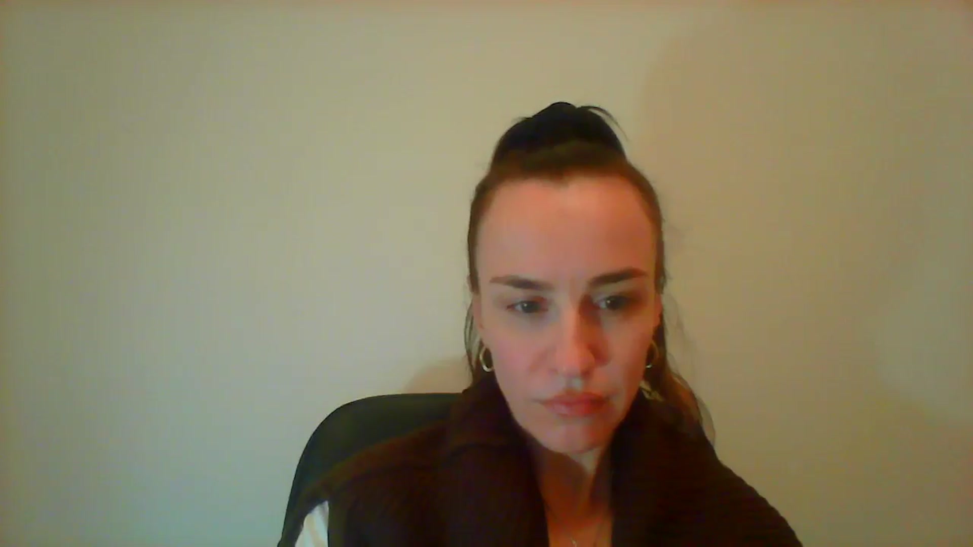 Gallery image thumbnail from AnnyBoyd's myfreecams stream on, 04/19/2025, 13:42 image 11 of 20