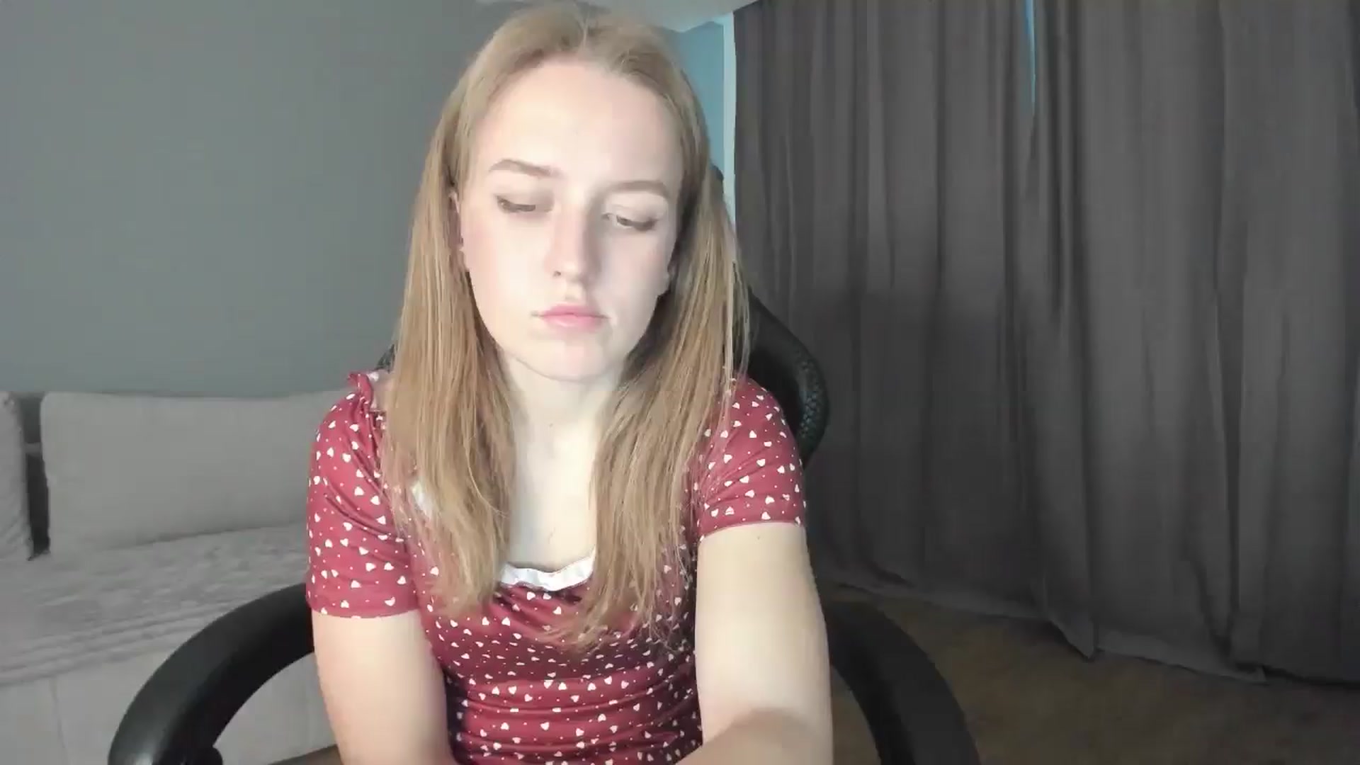 Gallery image thumbnail from AnnyFourse's myfreecams stream on, 01/04/2025, 14:51 image 7 of 20