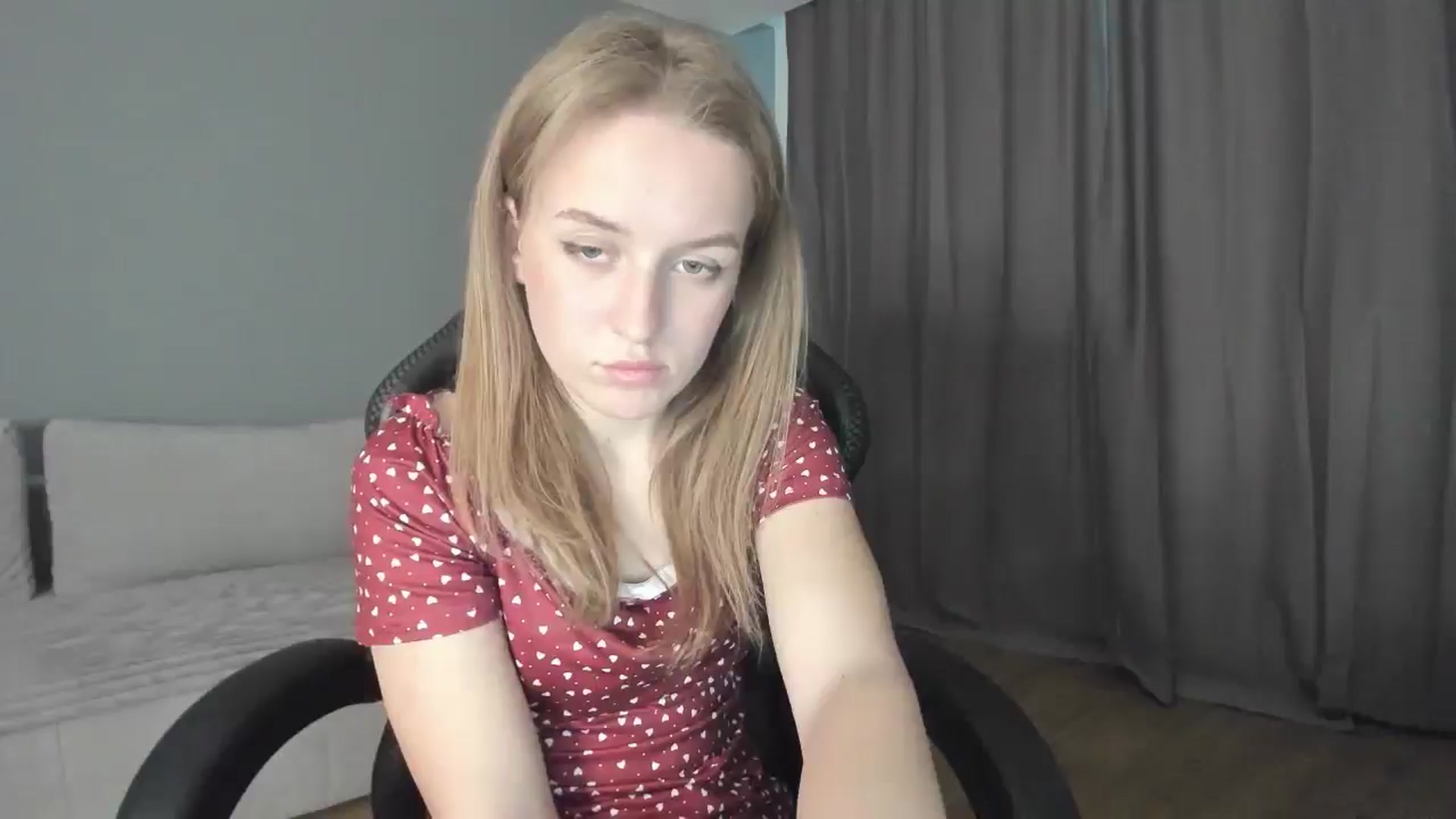 Gallery image thumbnail from AnnyFourse's myfreecams stream on, 01/04/2025, 14:51 image 9 of 20