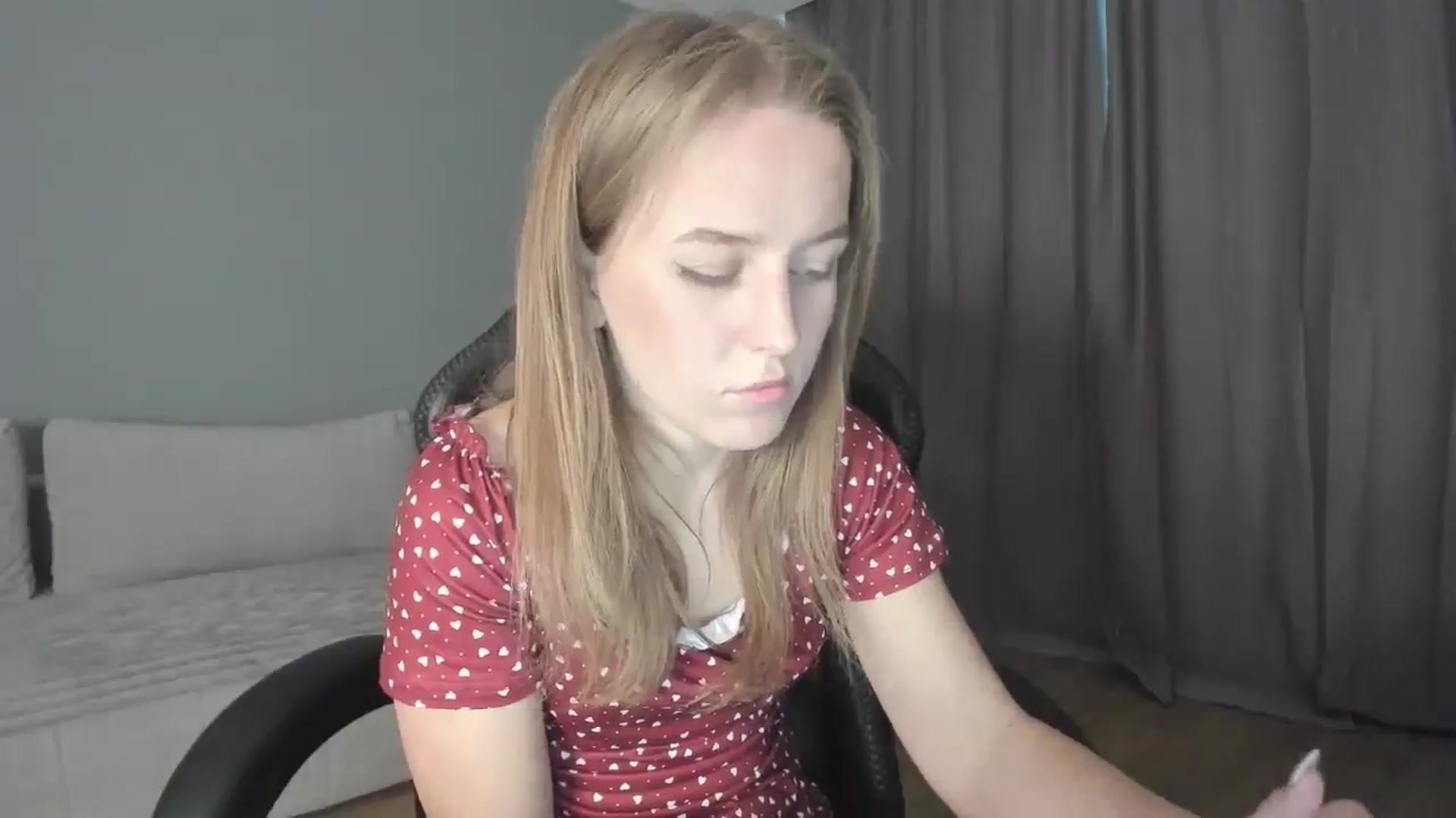 Gallery image thumbnail from AnnyFourse's myfreecams stream on, 01/04/2025, 14:51 image 3 of 20