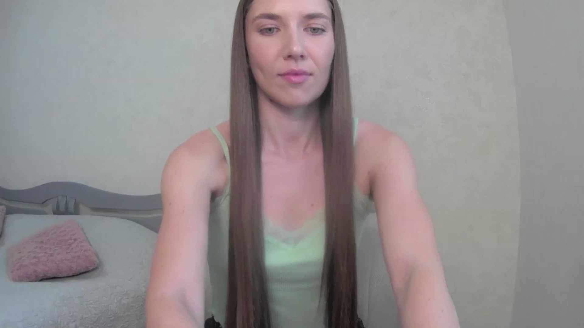 Gallery image thumbnail from AnnyWalkerr's myfreecams stream on, 05/29/2024, 13:46 image 1 of 20
