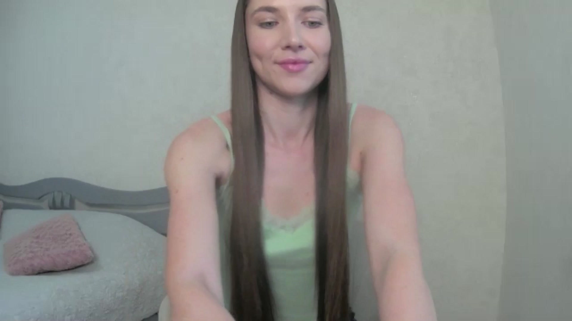 Gallery image thumbnail from AnnyWalkerr's myfreecams stream on, 05/29/2024, 13:46 image 10 of 20