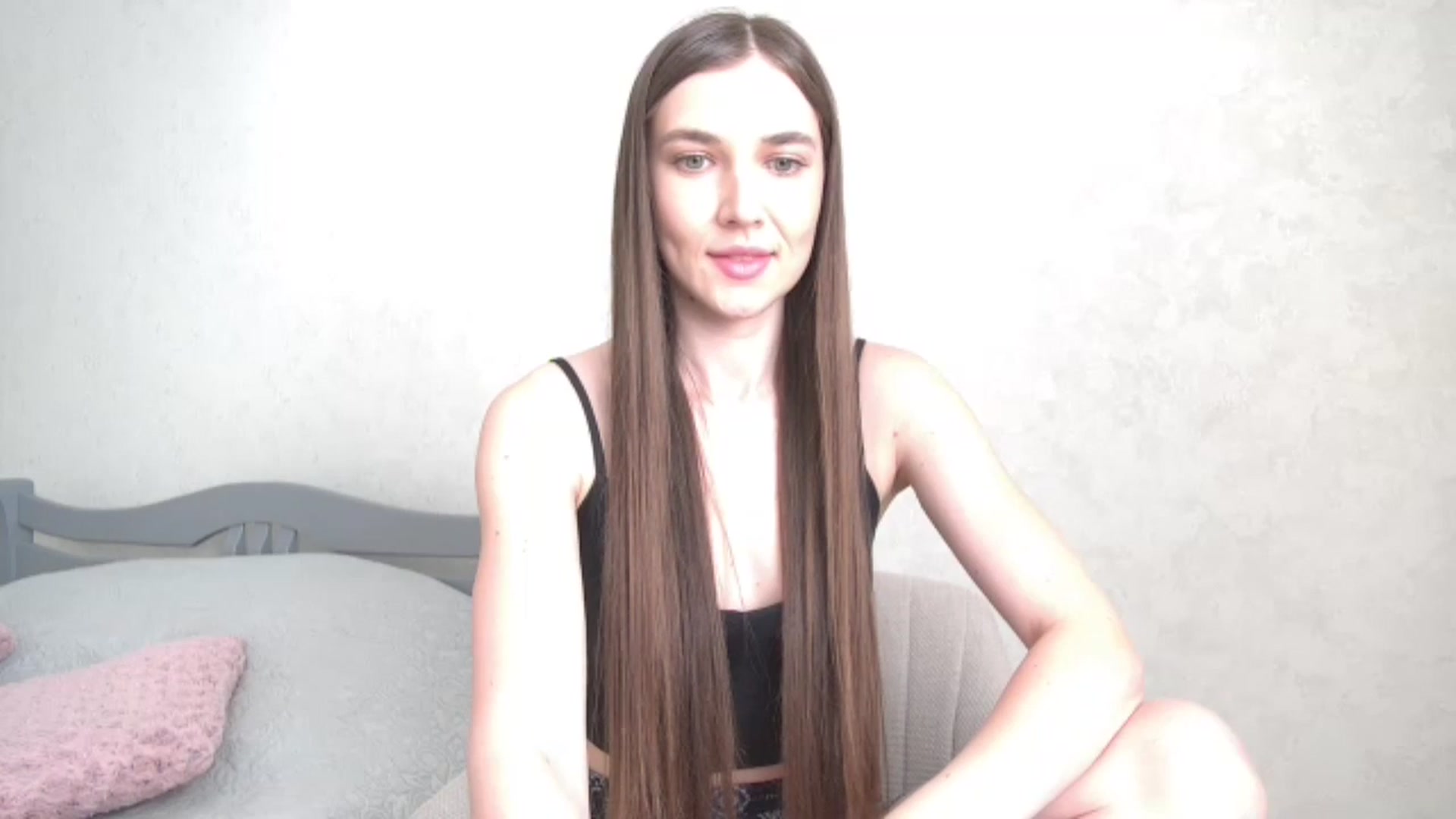 Gallery image thumbnail from AnnyWalkerr's myfreecams stream on, 06/08/2024, 11:55 image 18 of 20