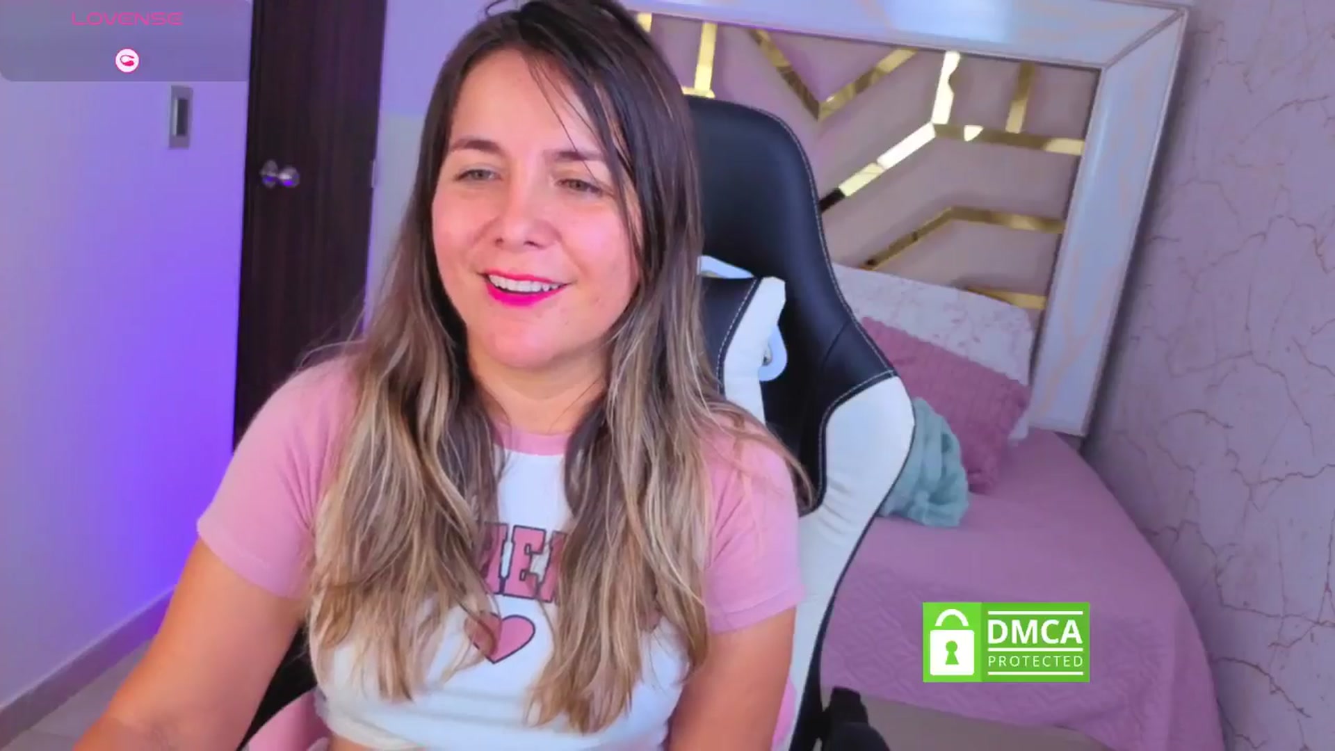Gallery image thumbnail from Anny_Blonde's myfreecams stream on, 03/22/2026, 14:05 image 16 of 20