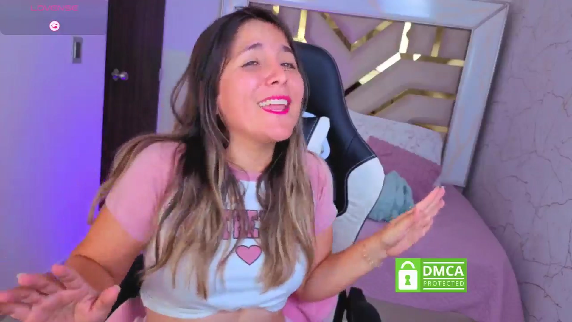 Gallery image thumbnail from Anny_Blonde's myfreecams stream on, 03/22/2026, 14:05 image 17 of 20