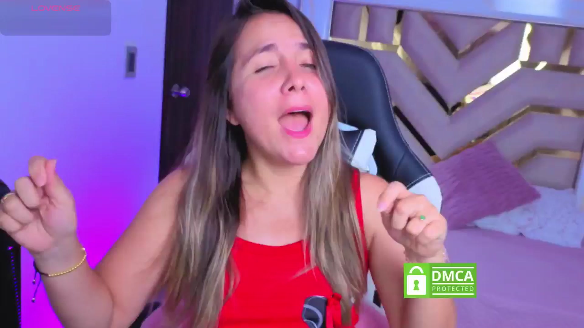 Gallery image thumbnail from Anny_Blonde's myfreecams stream on, 03/29/2026, 13:39 image 18 of 20