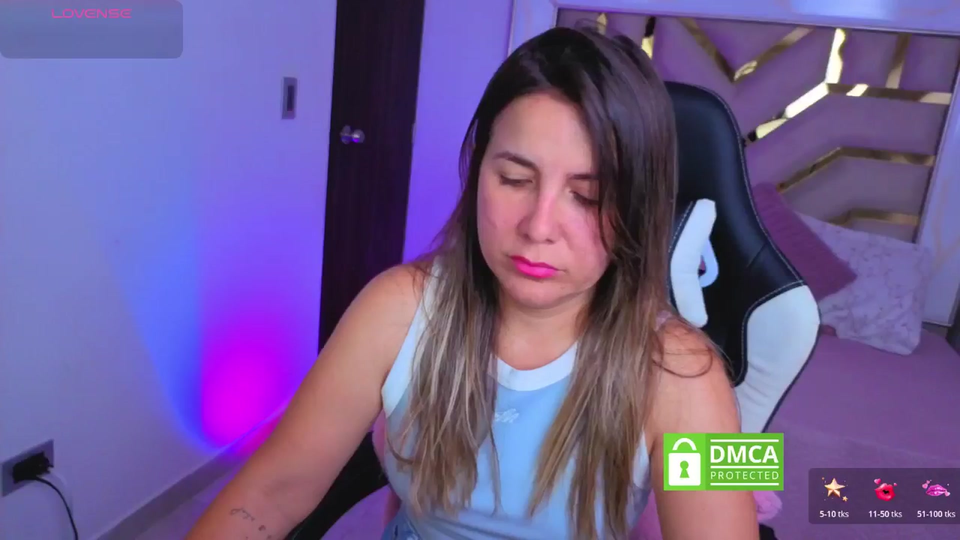 Gallery image thumbnail from Anny_Blonde's myfreecams stream on, 03/30/2026, 14:24 image 14 of 20