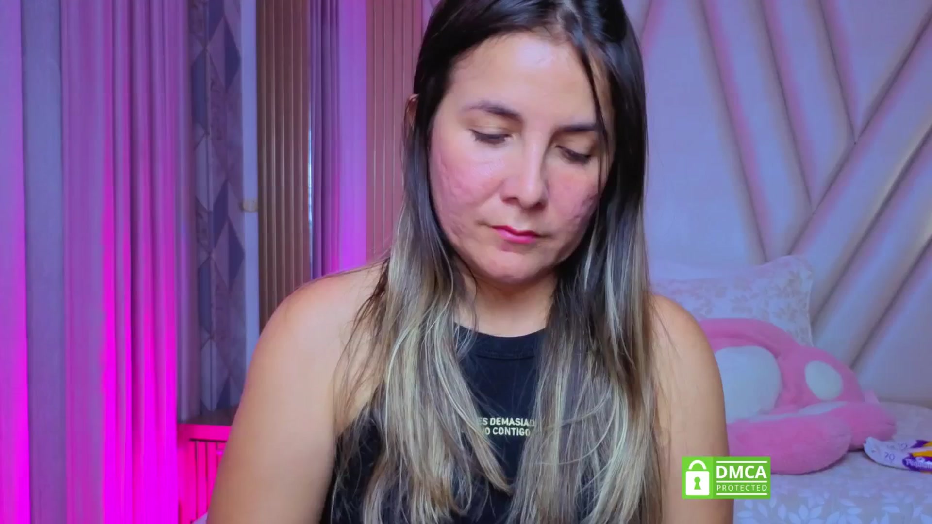 Gallery image thumbnail from Anny_Blonde's myfreecams stream on, 04/05/2026, 14:52 image 4 of 20