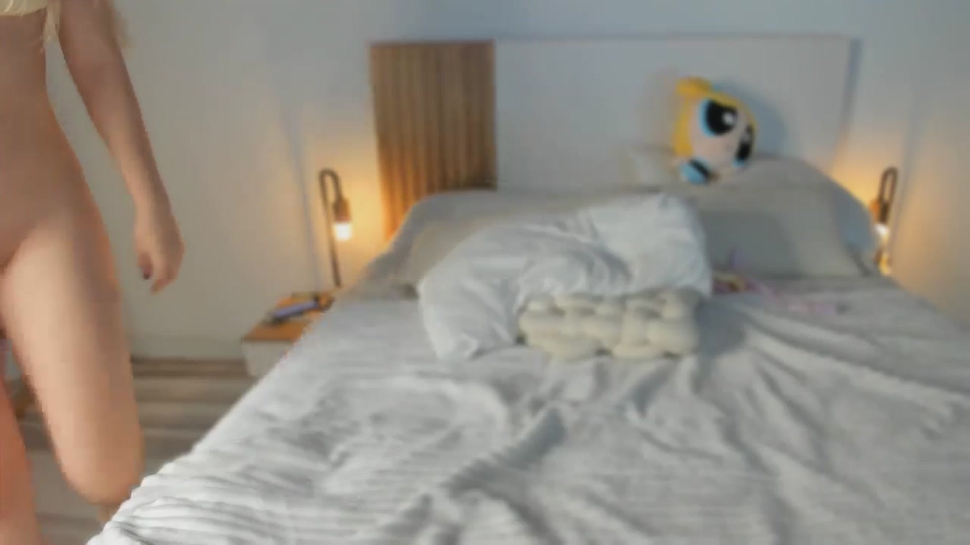 Gallery image thumbnail from Anny_kross's myfreecams stream on, 12/17/2025, 22:33 image 12 of 20