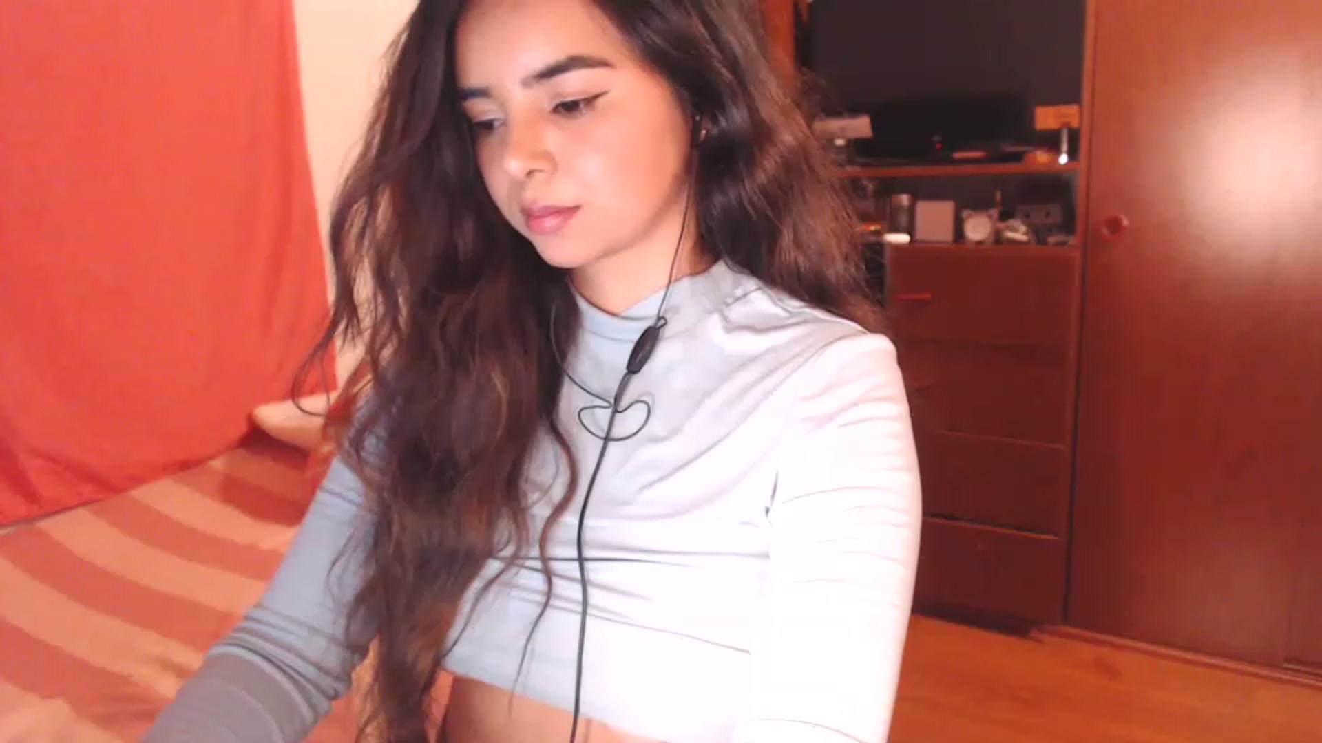 Gallery image thumbnail from Annyrosas's myfreecams stream on, 11/29/2022, 06:21 image 1 of 20
