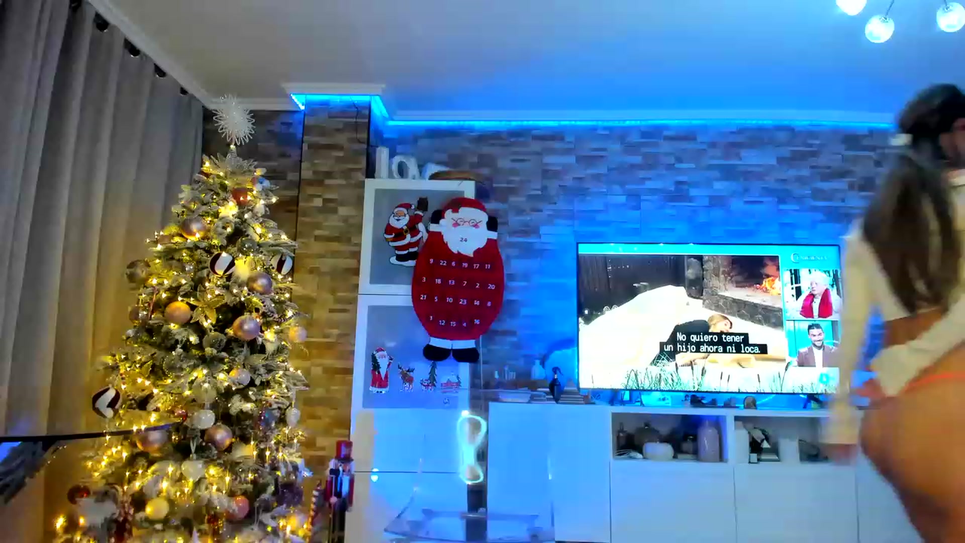 Gallery image thumbnail from AnooKiss's myfreecams stream on, 12/05/2022, 24:05 image 9 of 20