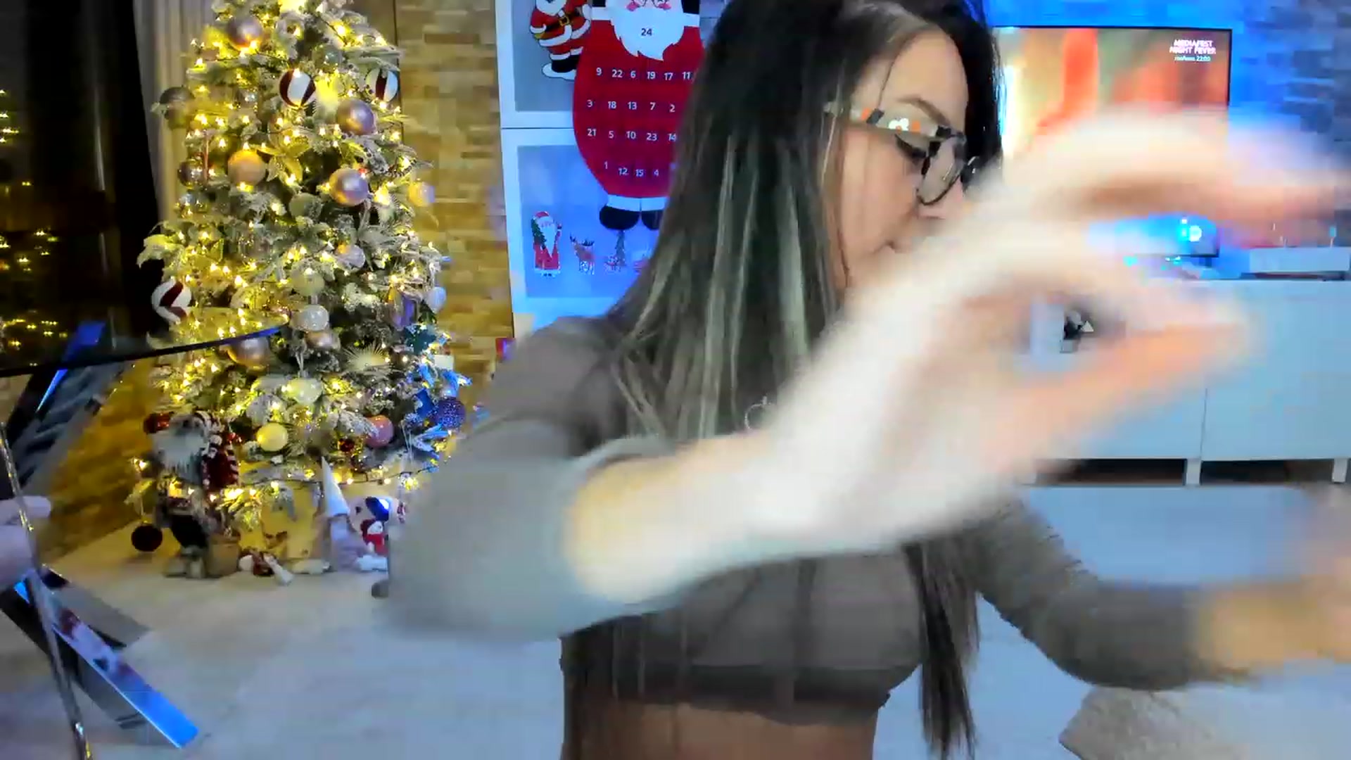 Gallery image thumbnail from AnooKiss's myfreecams stream on, 12/08/2022, 22:46 image 2 of 20