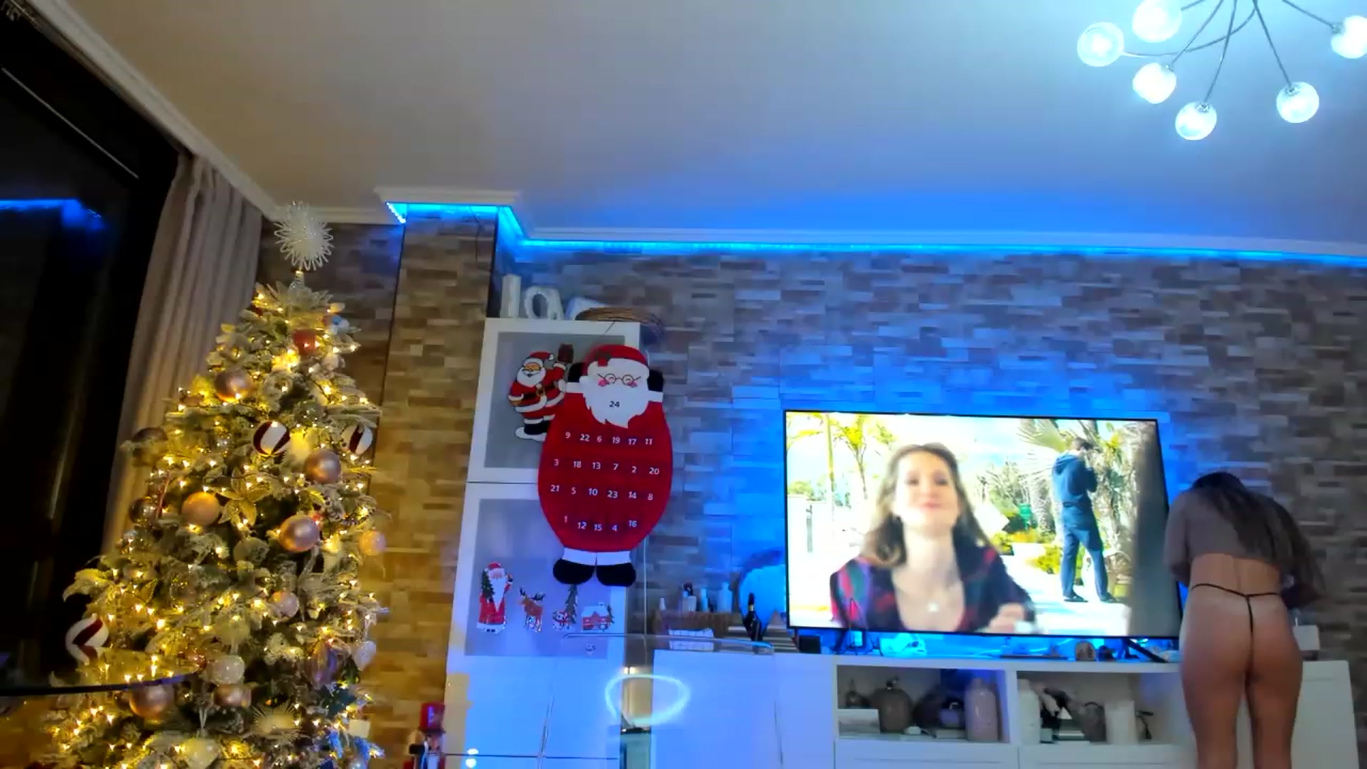 Gallery image thumbnail from AnooKiss's myfreecams stream on, 12/09/2022, 24:37 image 19 of 20