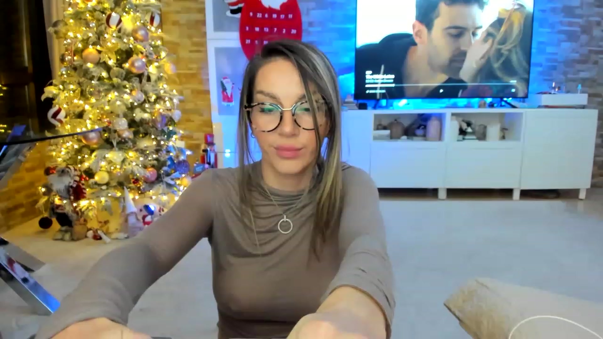 Gallery image thumbnail from AnooKiss's myfreecams stream on, 12/09/2022, 24:37 image 20 of 20