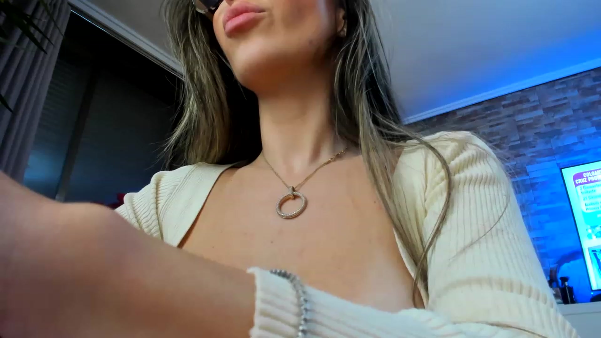 Gallery image thumbnail from AnooKiss's myfreecams stream on, 01/04/2023, 03:10 image 13 of 20