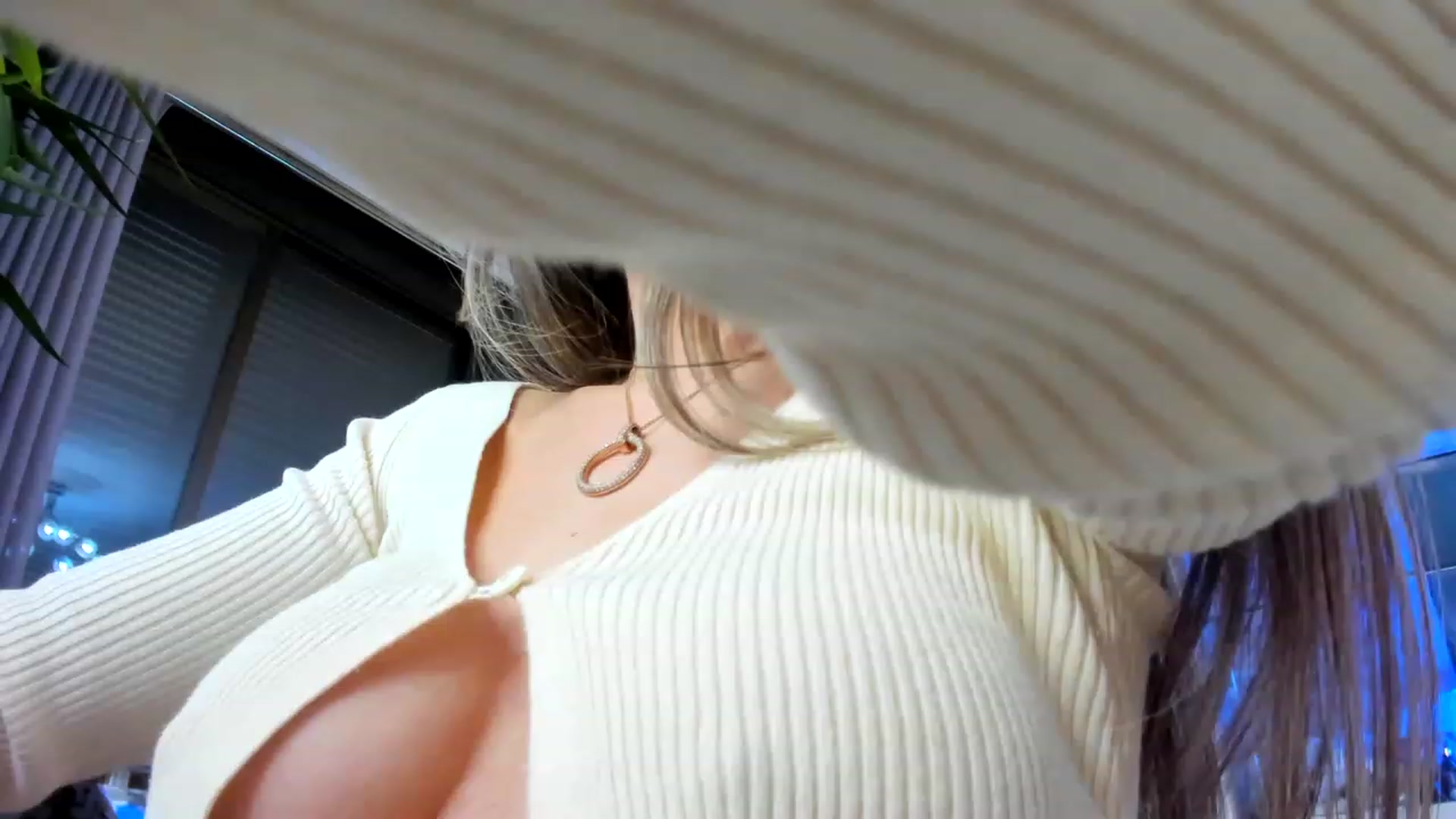 Gallery image thumbnail from AnooKiss's myfreecams stream on, 01/14/2023, 24:13 image 13 of 20