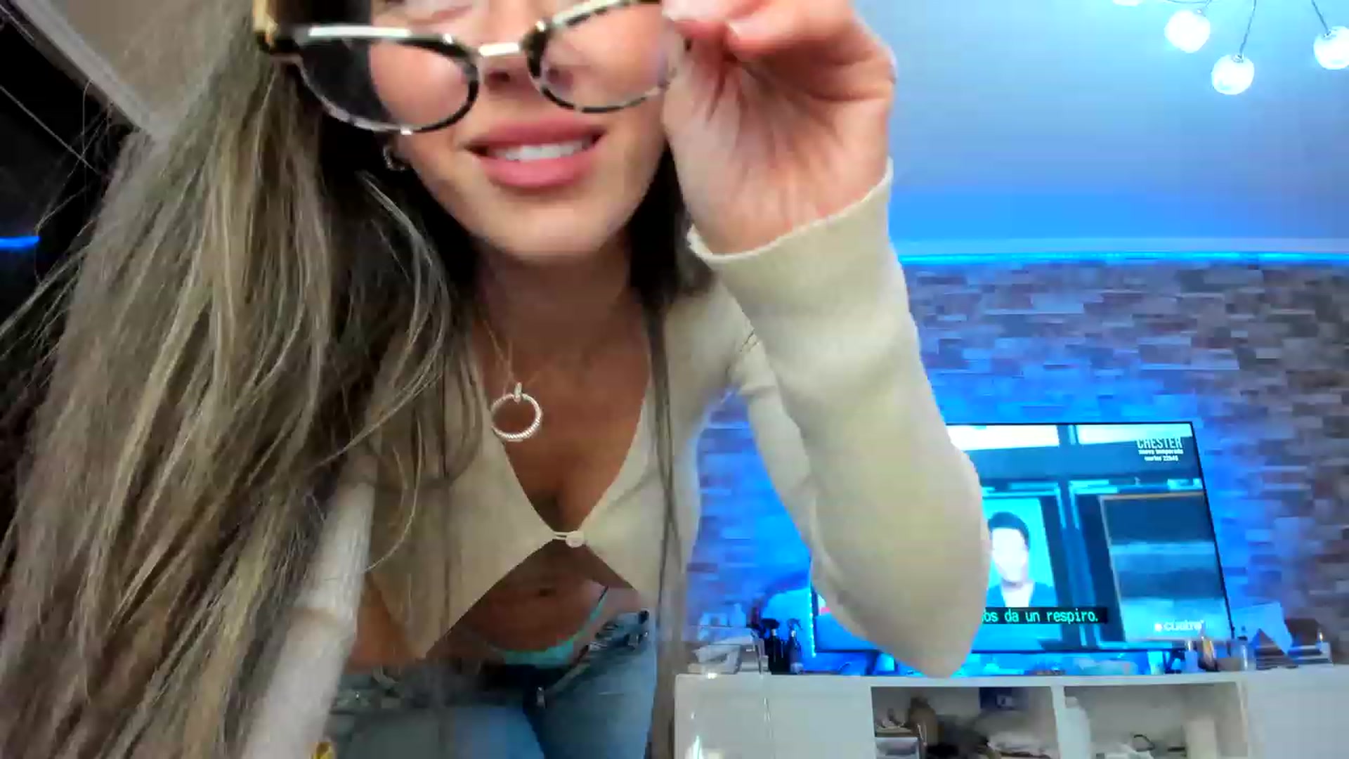 Gallery image thumbnail from AnooKiss's myfreecams stream on, 01/14/2023, 02:06 image 3 of 20
