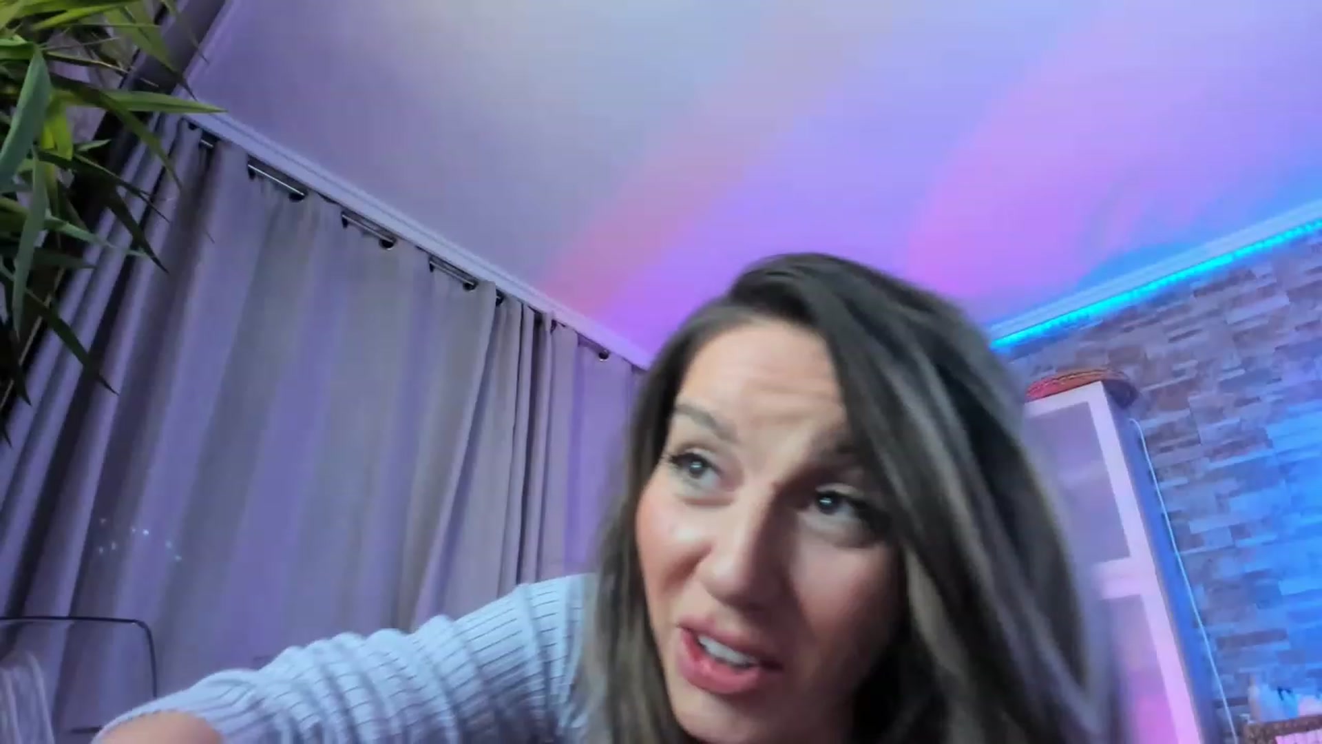 Gallery image thumbnail from AnooKiss's myfreecams stream on, 01/31/2023, 22:14 image 20 of 20