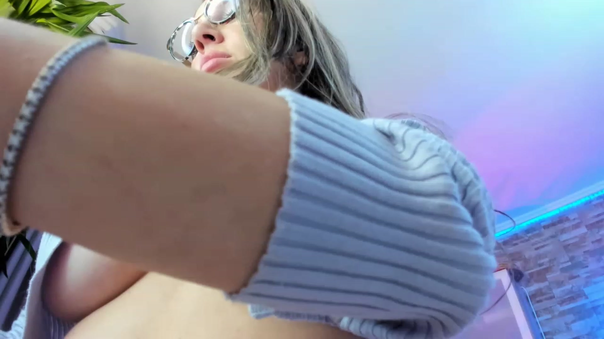 Gallery image thumbnail from AnooKiss's myfreecams stream on, 01/31/2023, 22:14 image 12 of 20