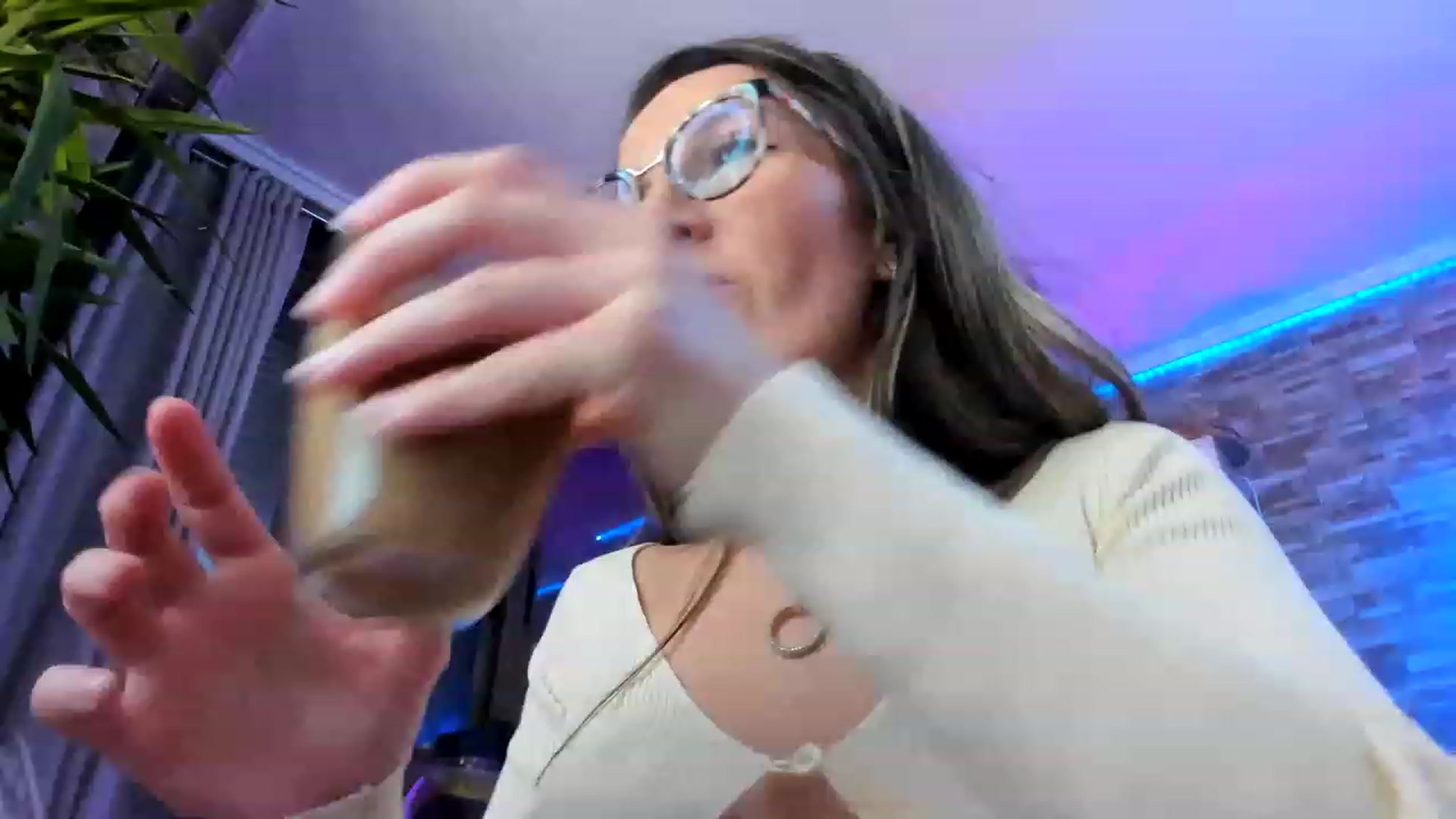 Gallery image thumbnail from AnooKiss's myfreecams stream on, 02/02/2023, 23:00 image 10 of 20