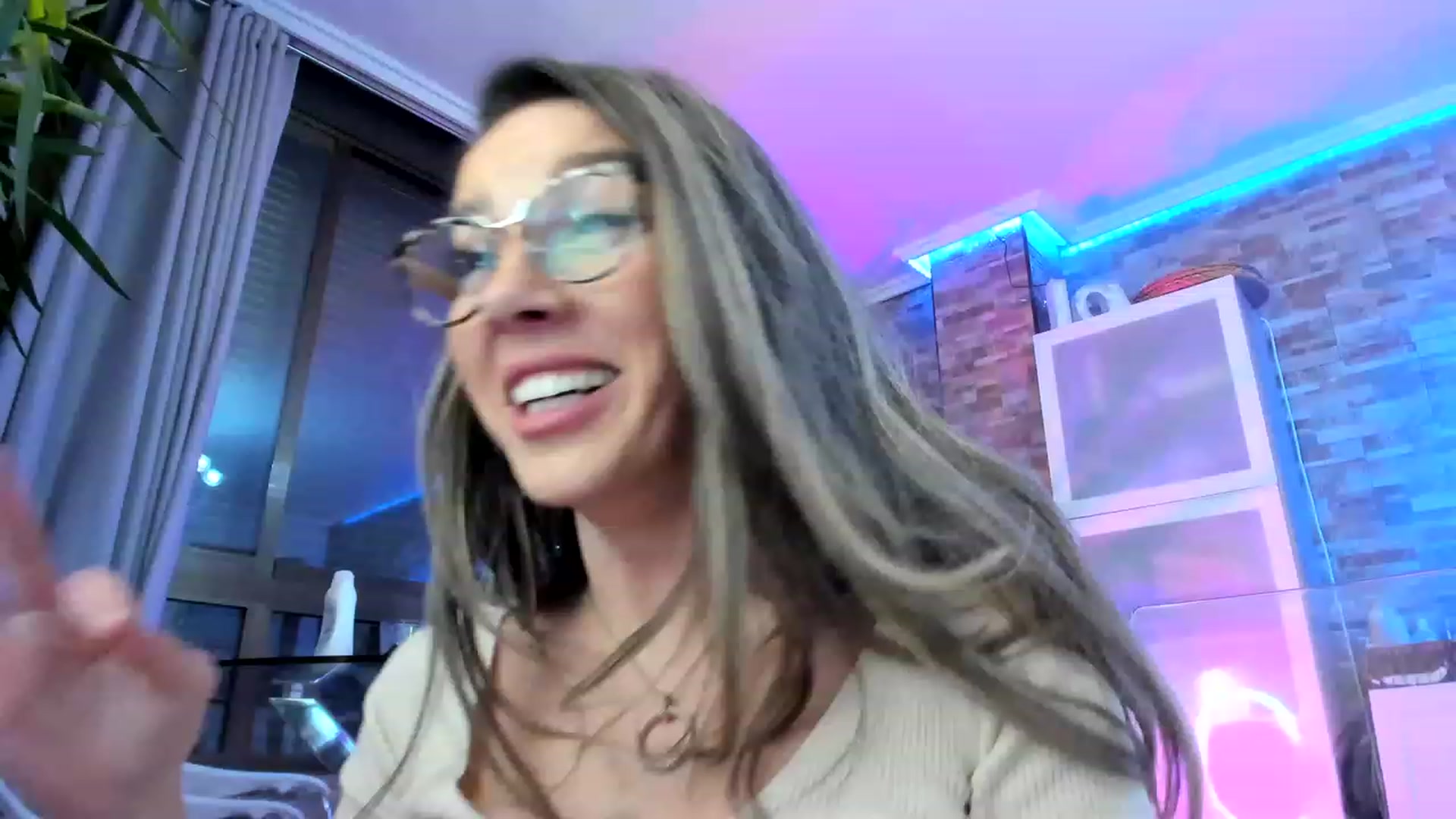 Gallery image thumbnail from AnooKiss's myfreecams stream on, 02/02/2023, 23:00 image 19 of 20