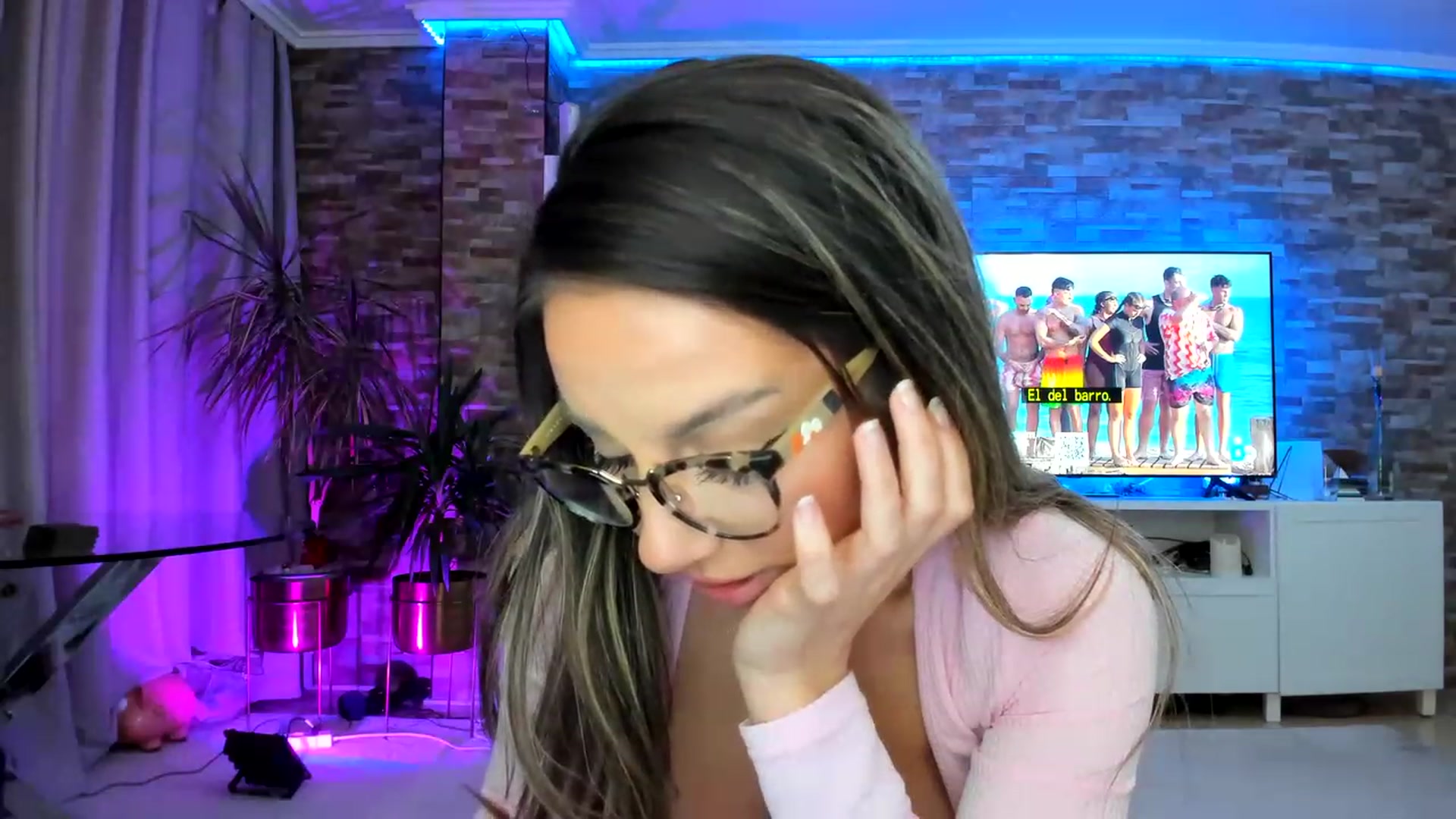 Gallery image thumbnail from AnooKiss's myfreecams stream on, 03/03/2023, 24:06 image 10 of 20