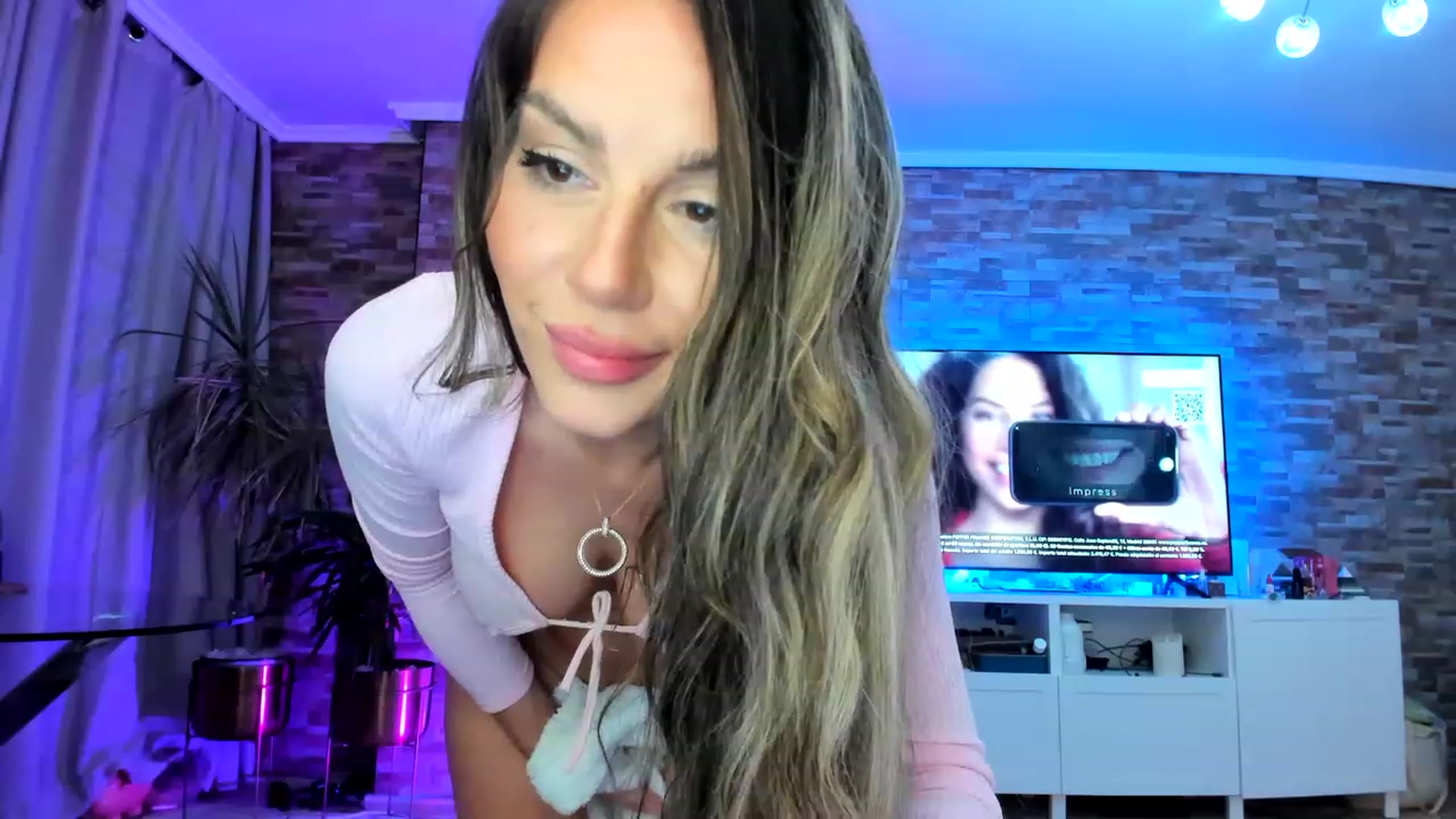Gallery image thumbnail from AnooKiss's myfreecams stream on, 03/15/2023, 24:02 image 8 of 20
