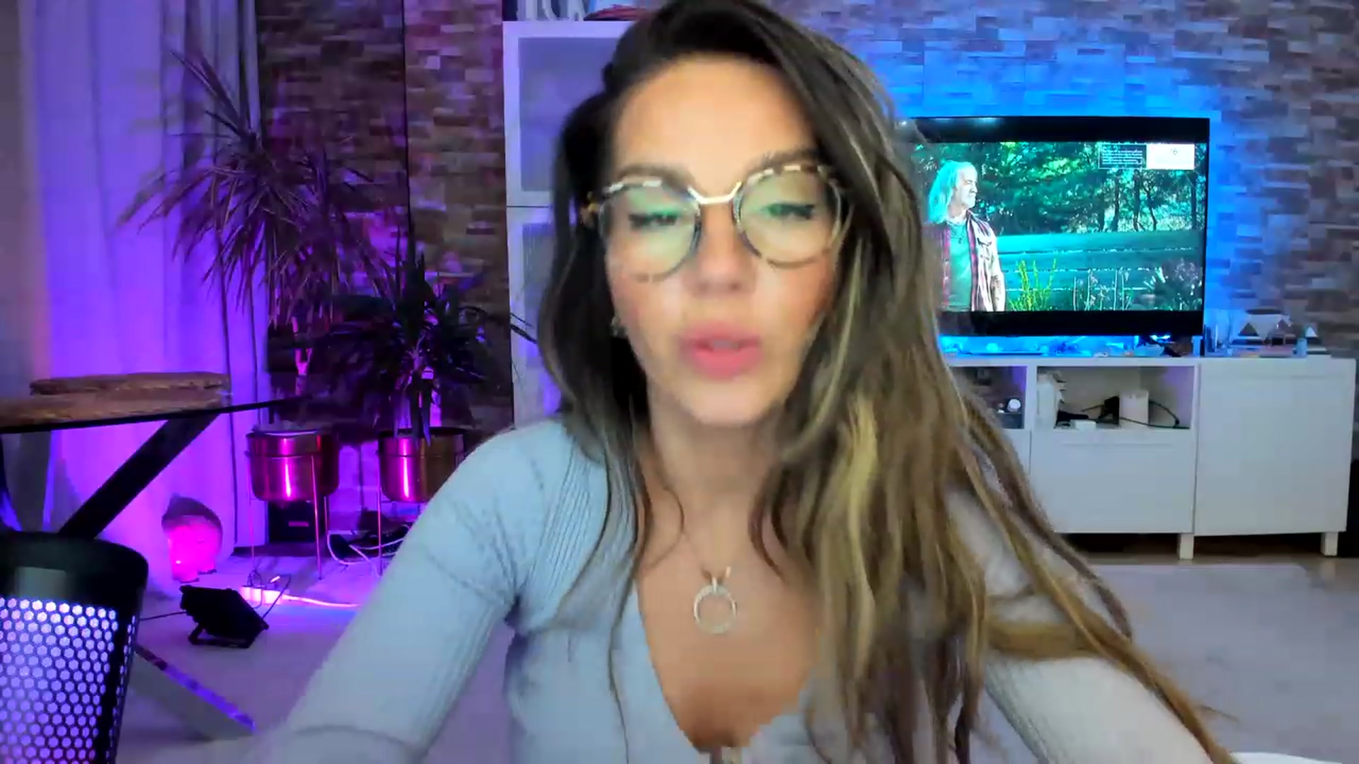 Gallery image thumbnail from AnooKiss's myfreecams stream on, 03/18/2023, 23:48 image 5 of 20