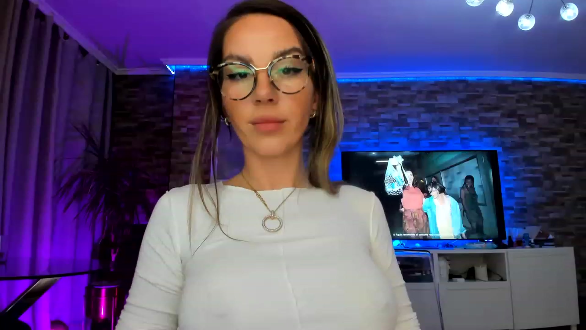 Gallery image thumbnail from AnooKiss's myfreecams stream on, 03/23/2023, 24:12 image 3 of 20